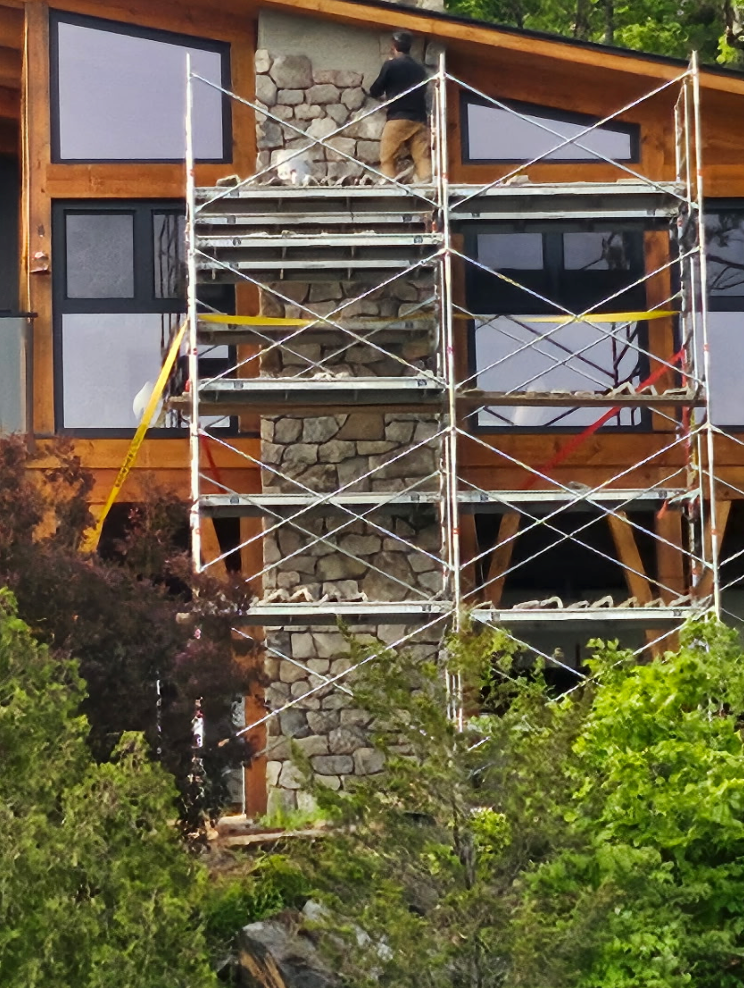 Collingwood Weathered Face Premium Brown Sandstone Blend - Thin Stone Veneer - Flats