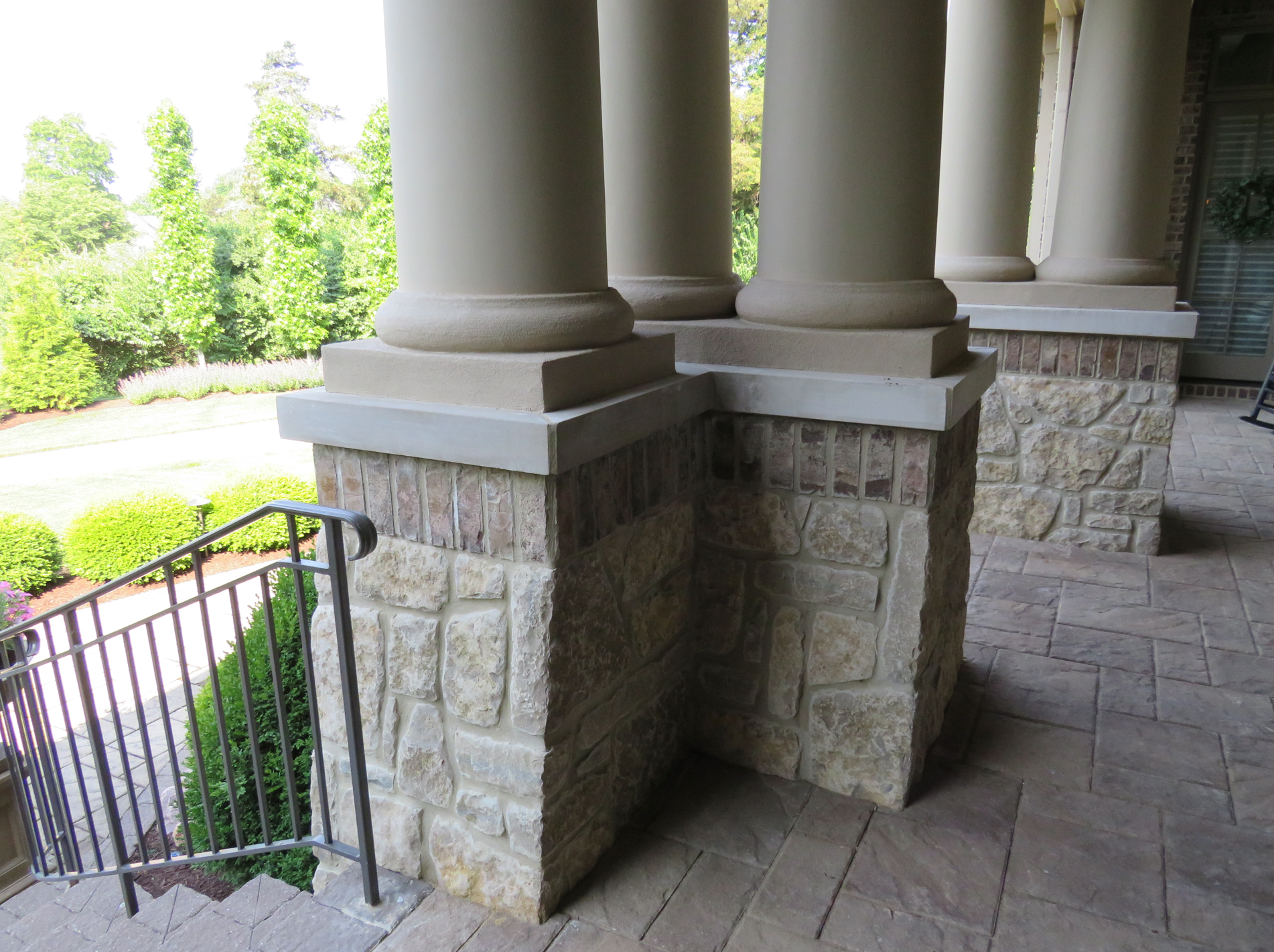 Harvest Gold Limestone Olde Mill Blend - Thin Veneer Stone - Tumbled - Flats