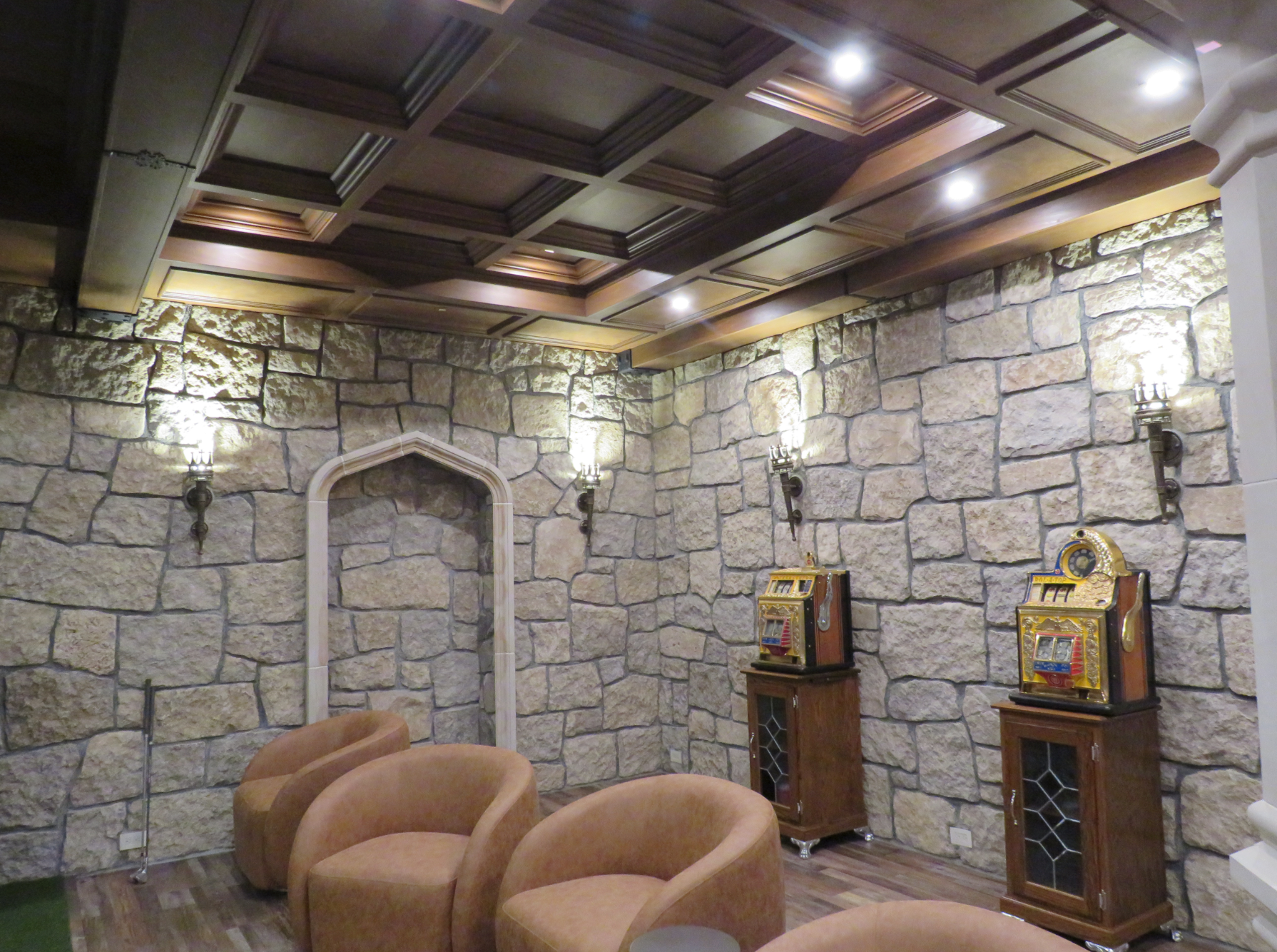 Harvest Gold Limestone - Tumbled Squared Thin Veneer - Corners