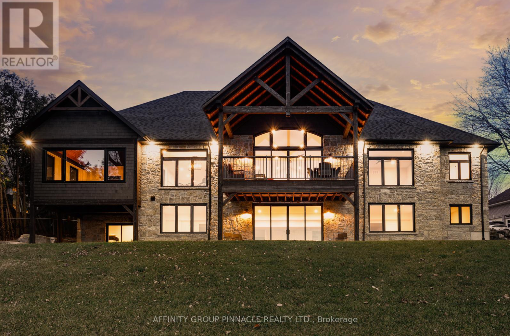 Harvest Gold Limestone Olde Mill Blend - Thin Veneer Stone - Tumbled - Flats