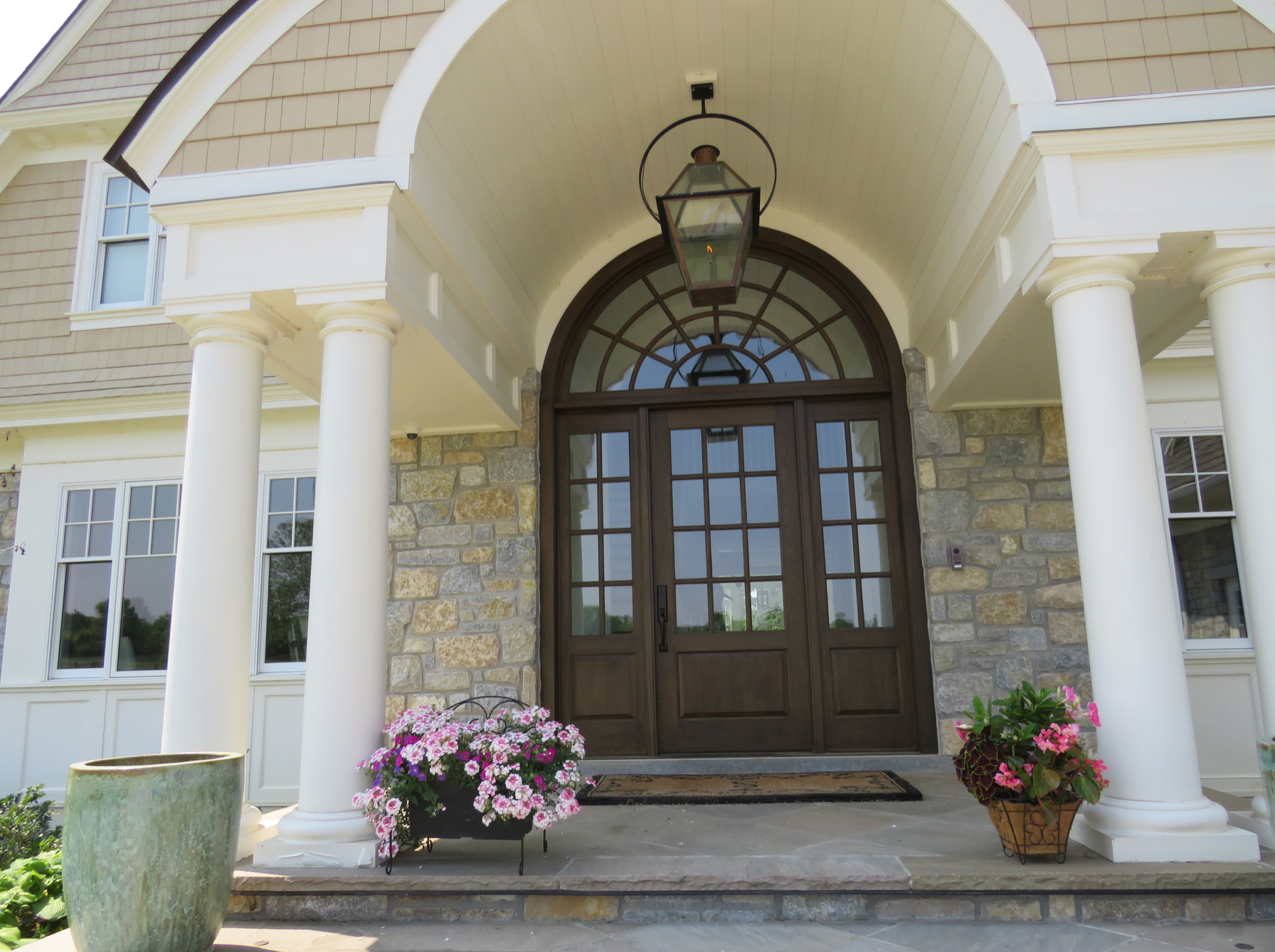 Dayton County Blend - Tumbled Weatheredge and Harvest Gold Limestone - Flats