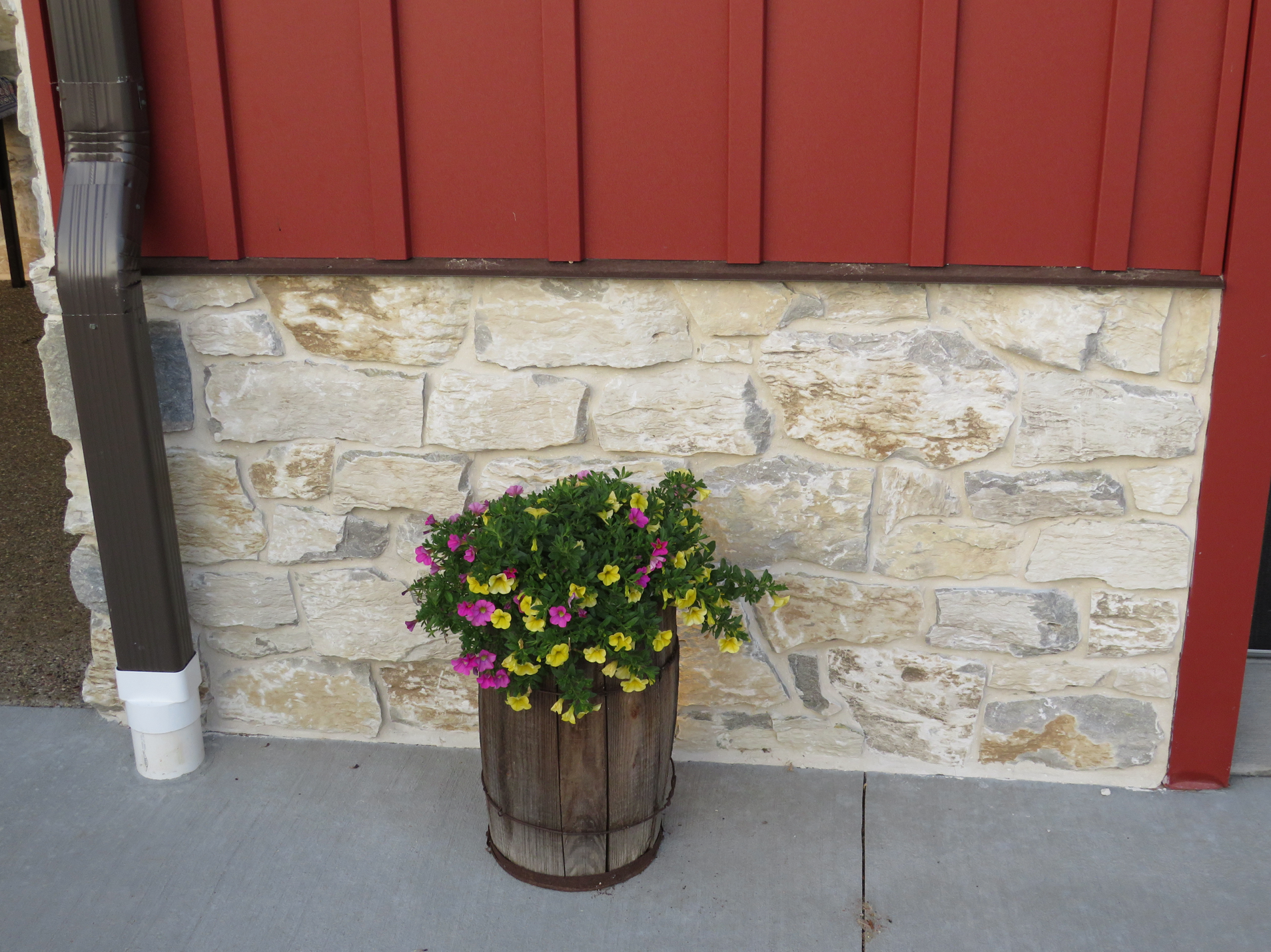Weatheredge Limestone Weathered Face Ledgerock - Thin Veneer - Flats