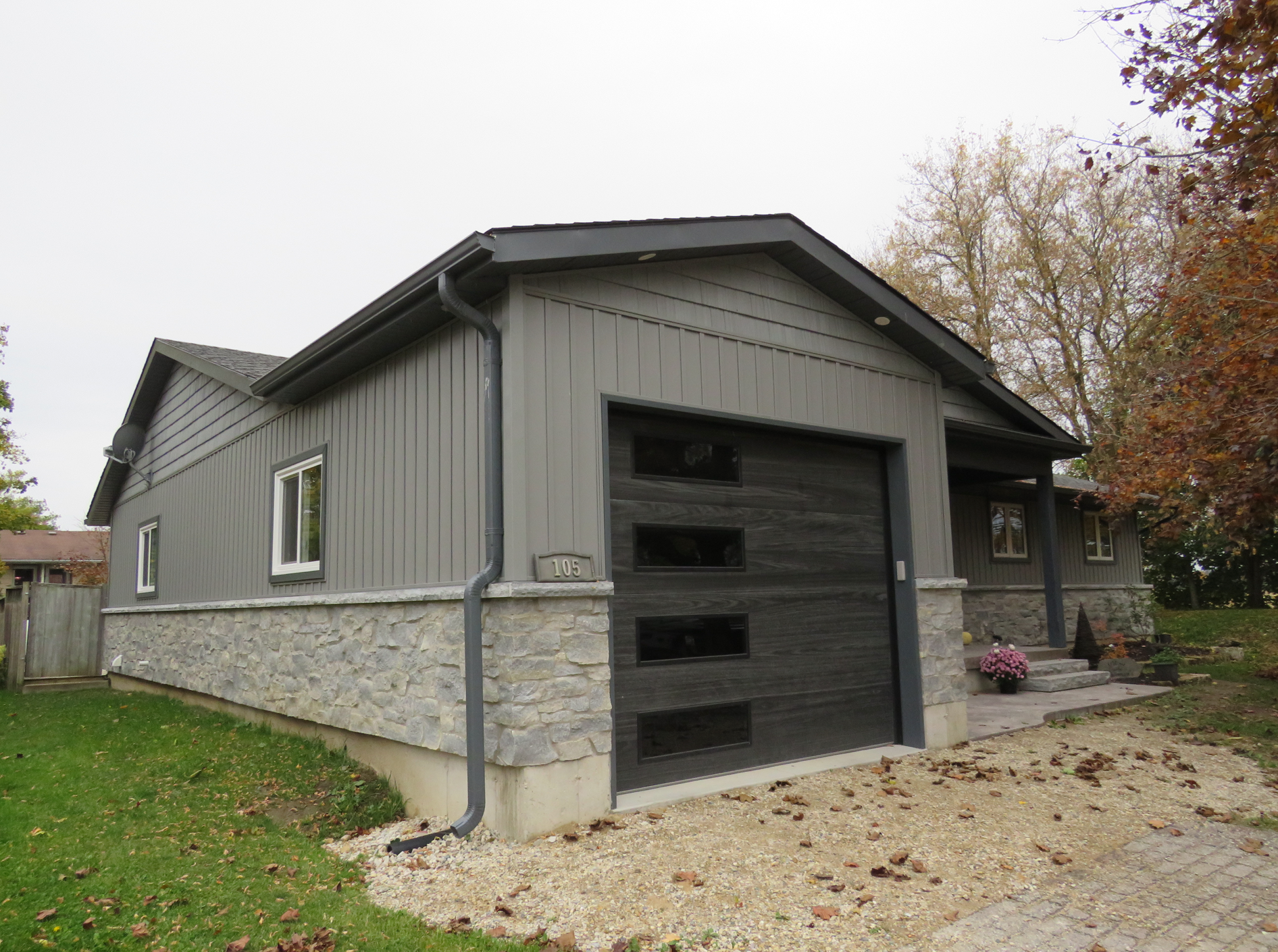 Weatheredge Limestone Ledgerock - Full Bed Building Stone