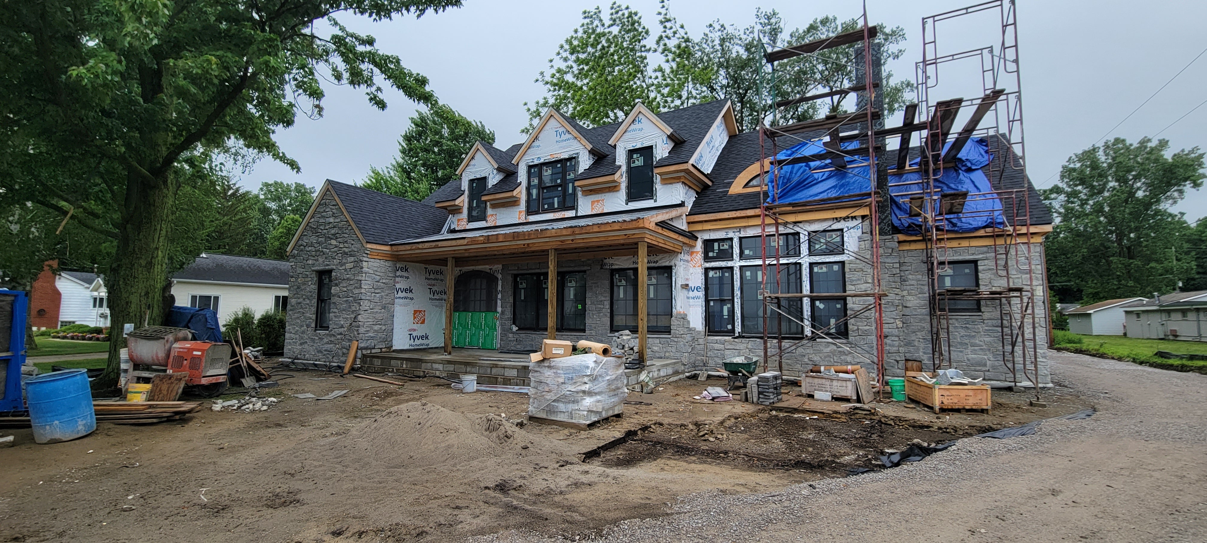 Weatheredge Limestone Ledgerock - Full Bed Building Stone