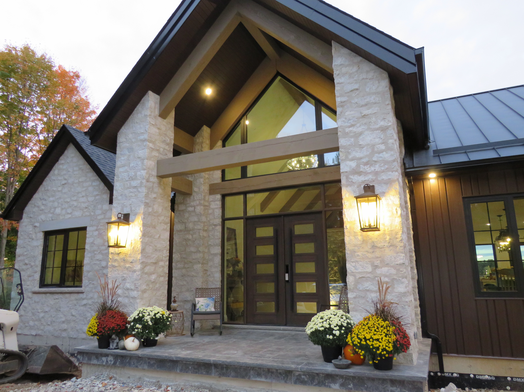 White Mist Ledgerock - Tumbled - Full Bed Building Stone