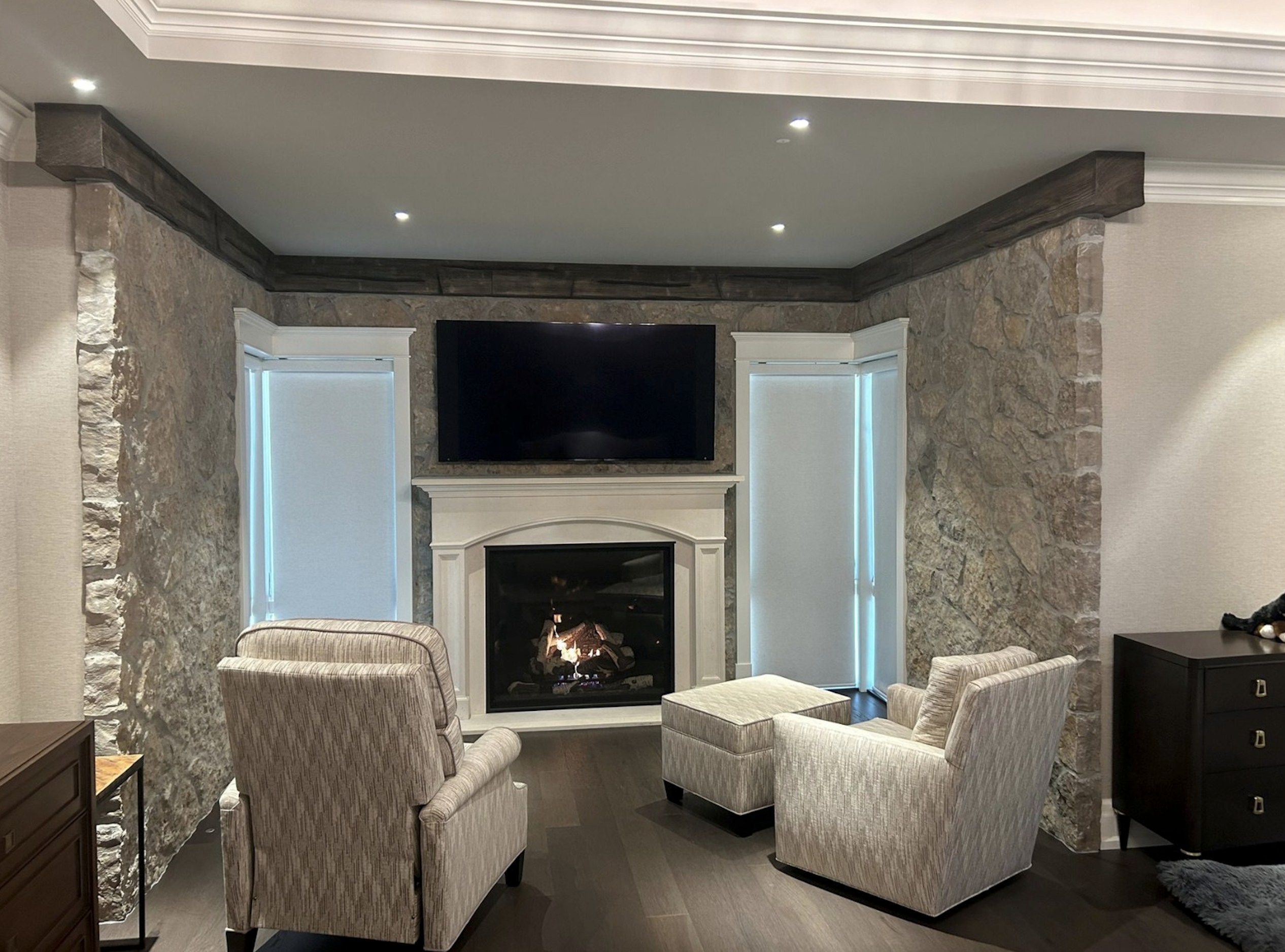 Harvest Gold Limestone Thin Veneer - Random - Flats