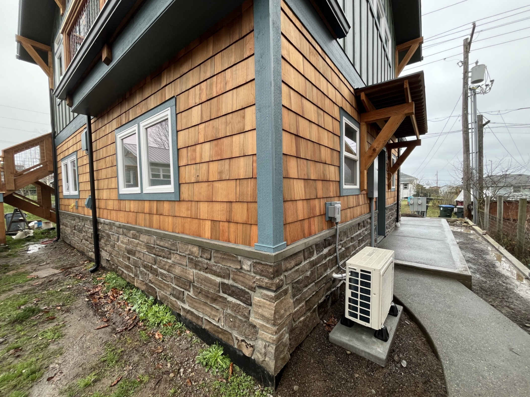 Brown Limestone Ledgerock Thin Veneer - Flats