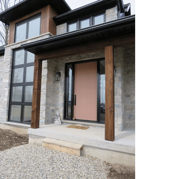 Weatheredge Limestone Olde Mill Estate Blend with White Weatheredface Accent - Tumbled - Full Bed Building Stone - Corners