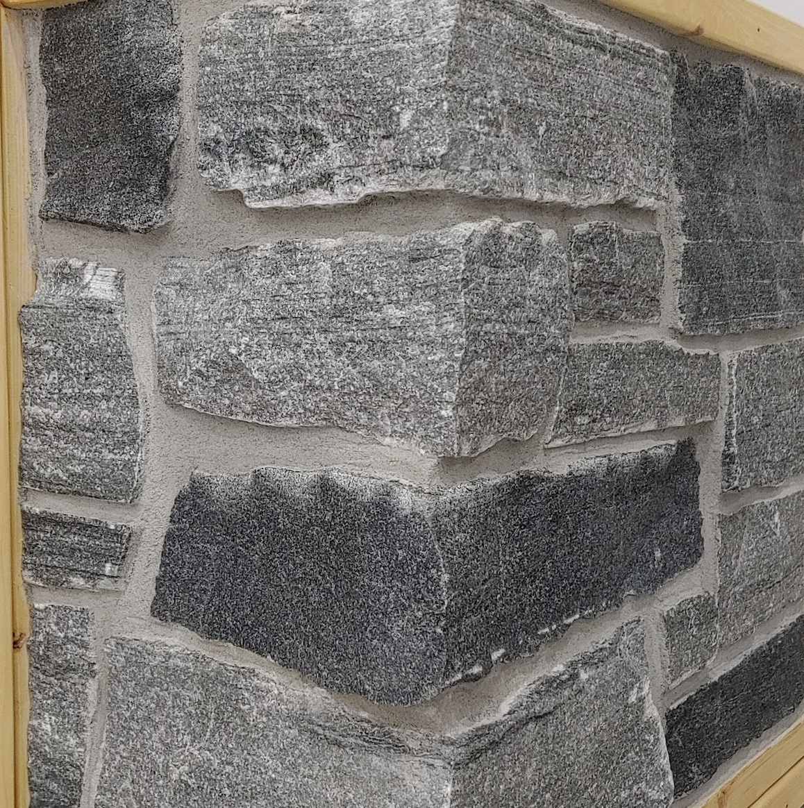 Cheltenham Blend Ledgerock - Thin Stone Veneer - Corners