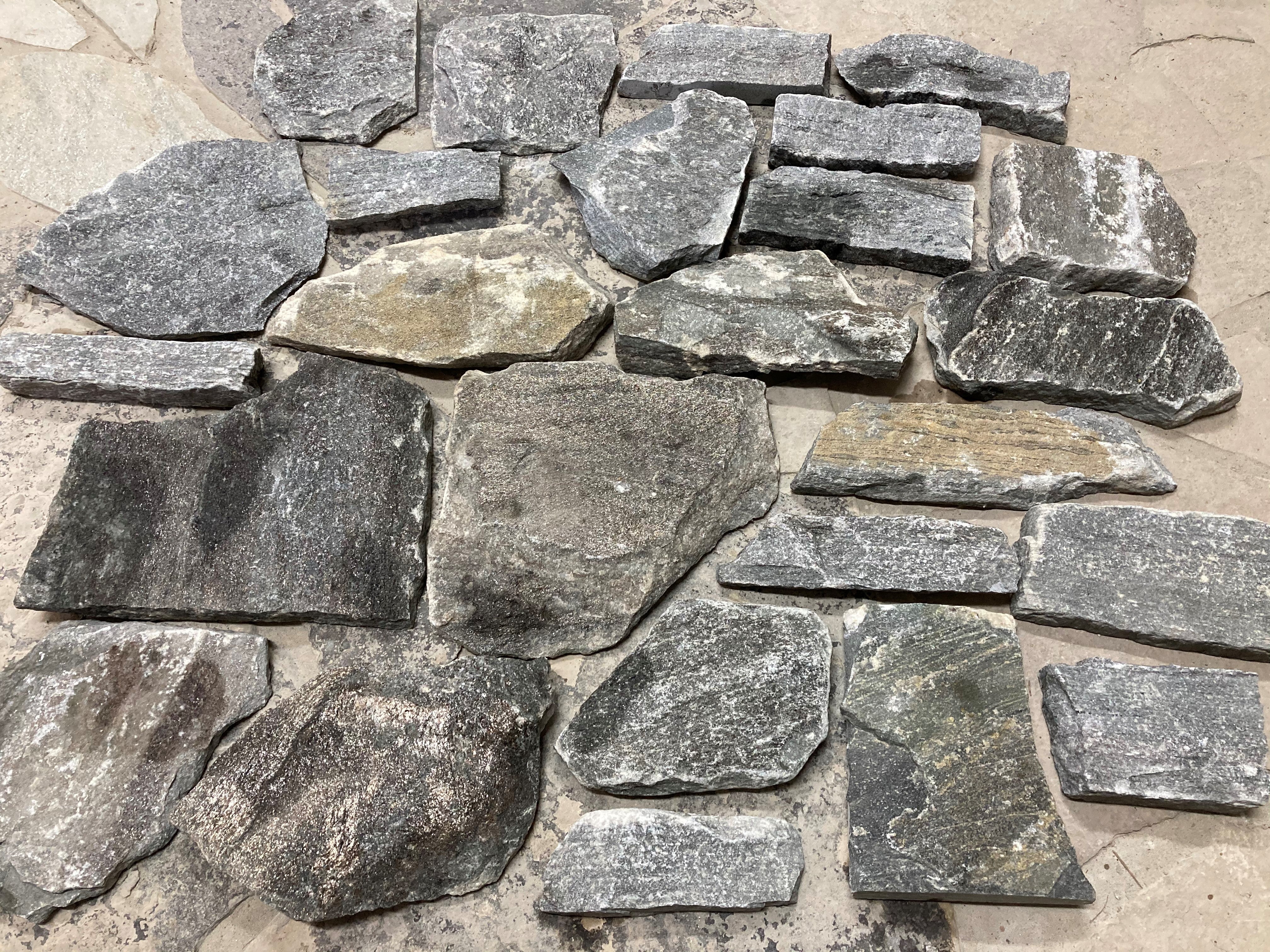 Elite Blue Granite Rustic Olde Barn Blend Thin Veneer - Flats