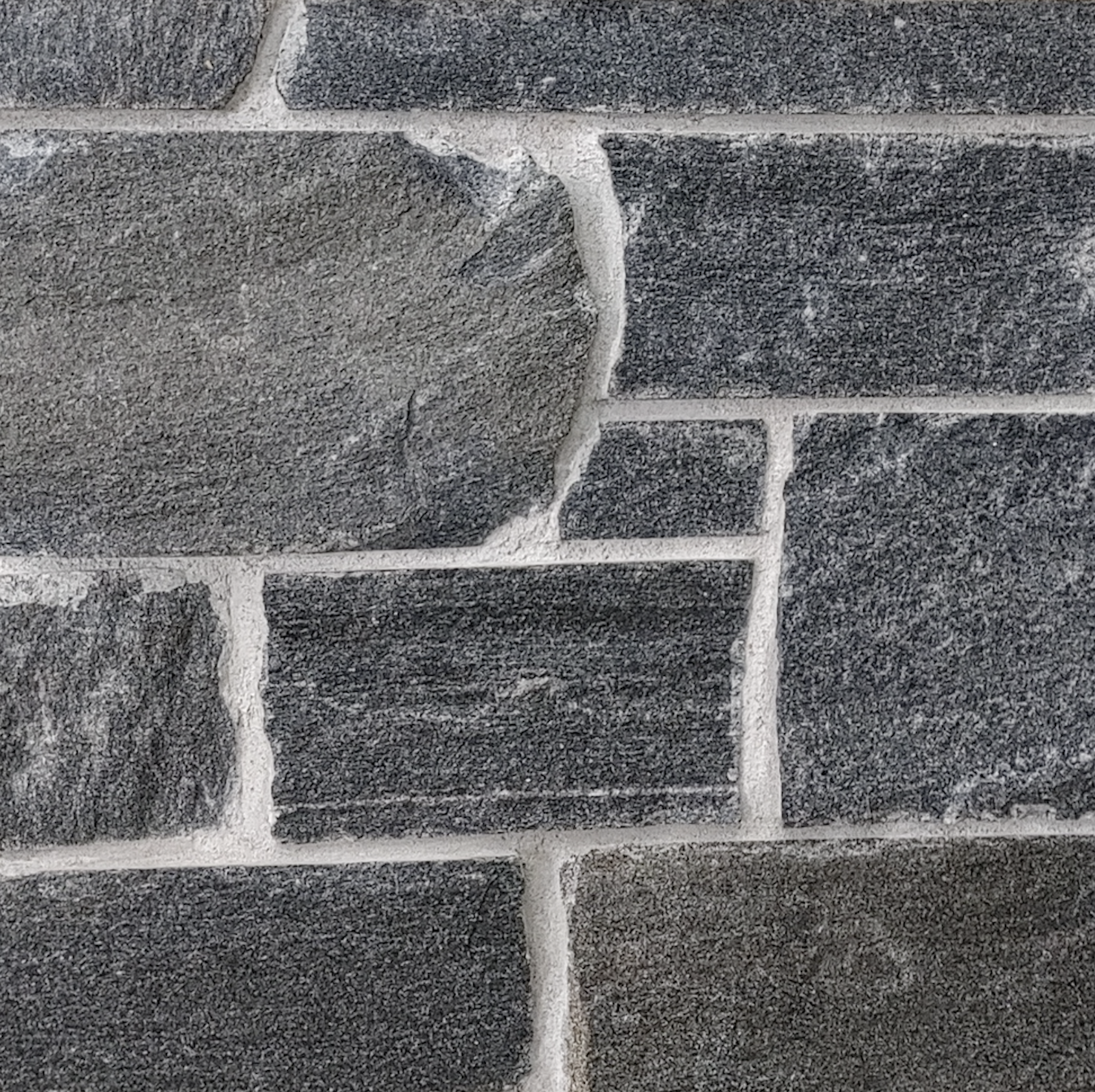 Midnight Black Sawn Height - Thin Stone Veneer - Flats