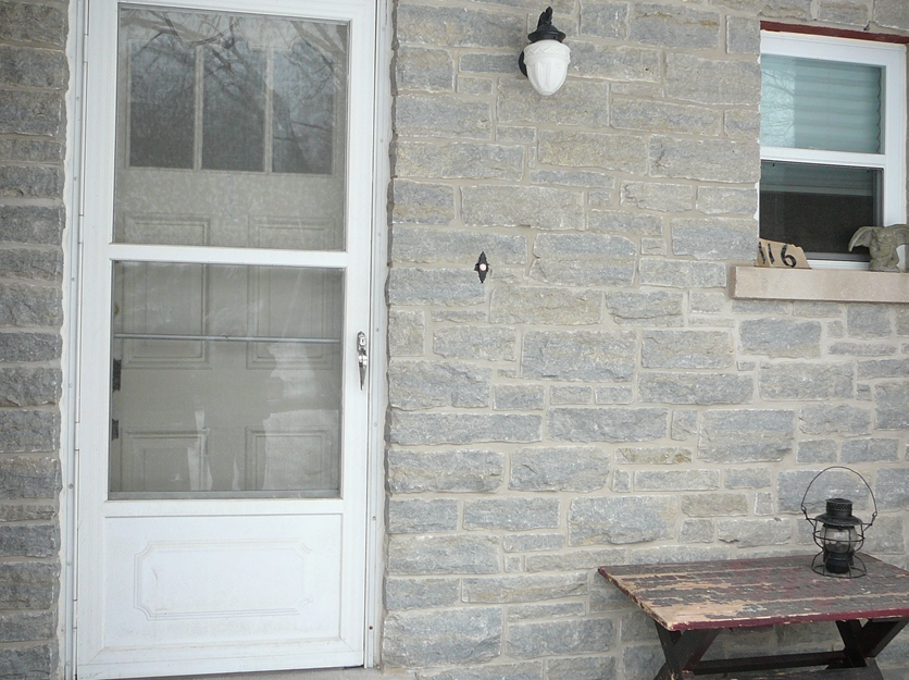 Weatheredge Limestone Ledgerock - Full Bed Building Stone