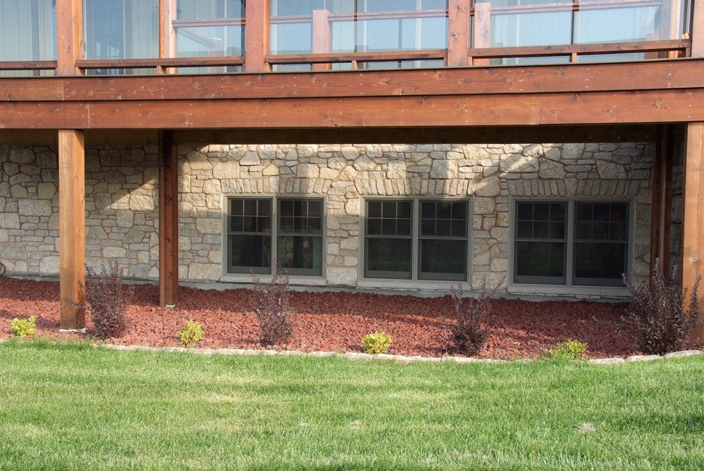 Harvest Gold Limestone Olde Mill Blend - Thin Veneer Stone - Tumbled - Flats