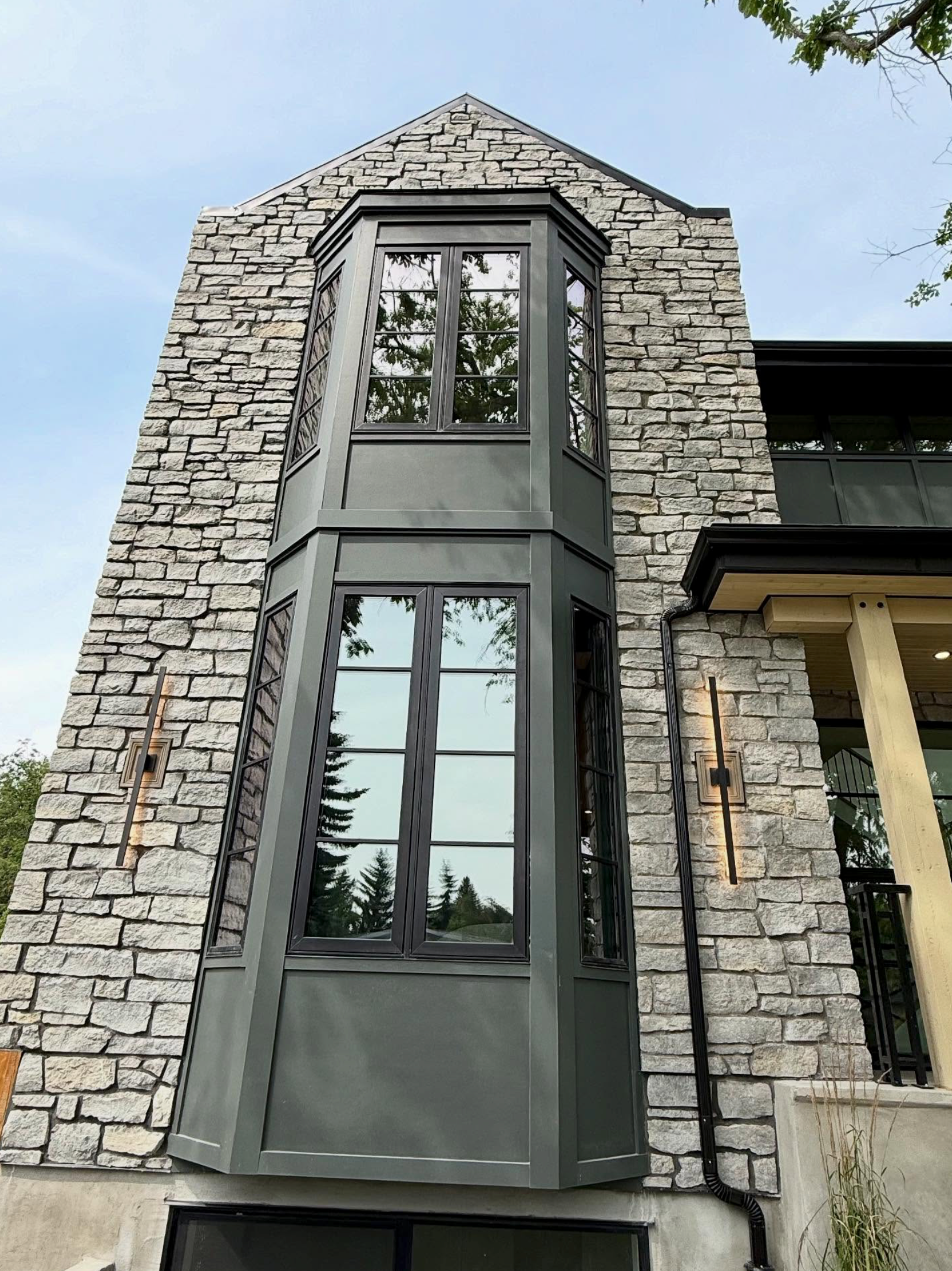 Weatheredge Limestone Ledgerock Thin Veneer - Flats