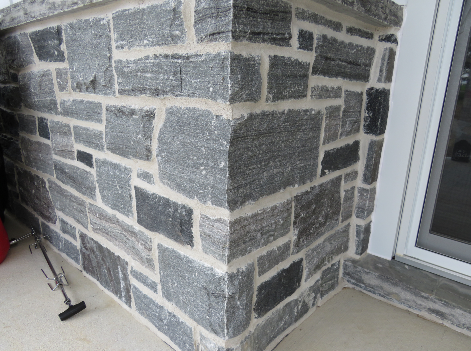 Cheltenham Blend Ledgerock - Thin Stone Veneer - Flats