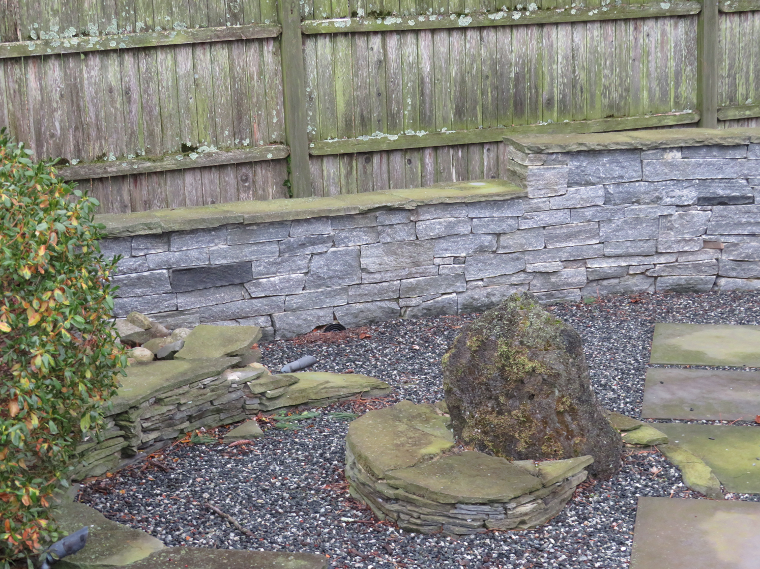 Elite Blue Granite Drystack Ledgerock Thin Veneer - Corners