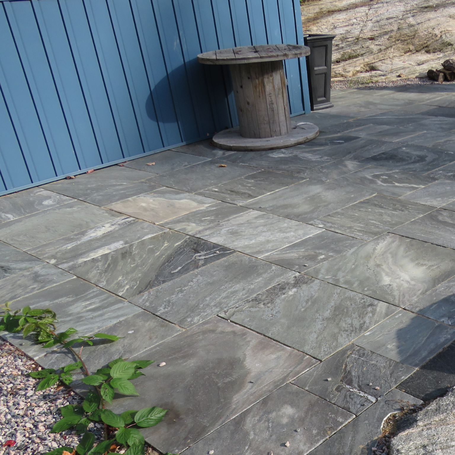 Elite Blue Granite Flagstone, Squared/Dimensional Cut