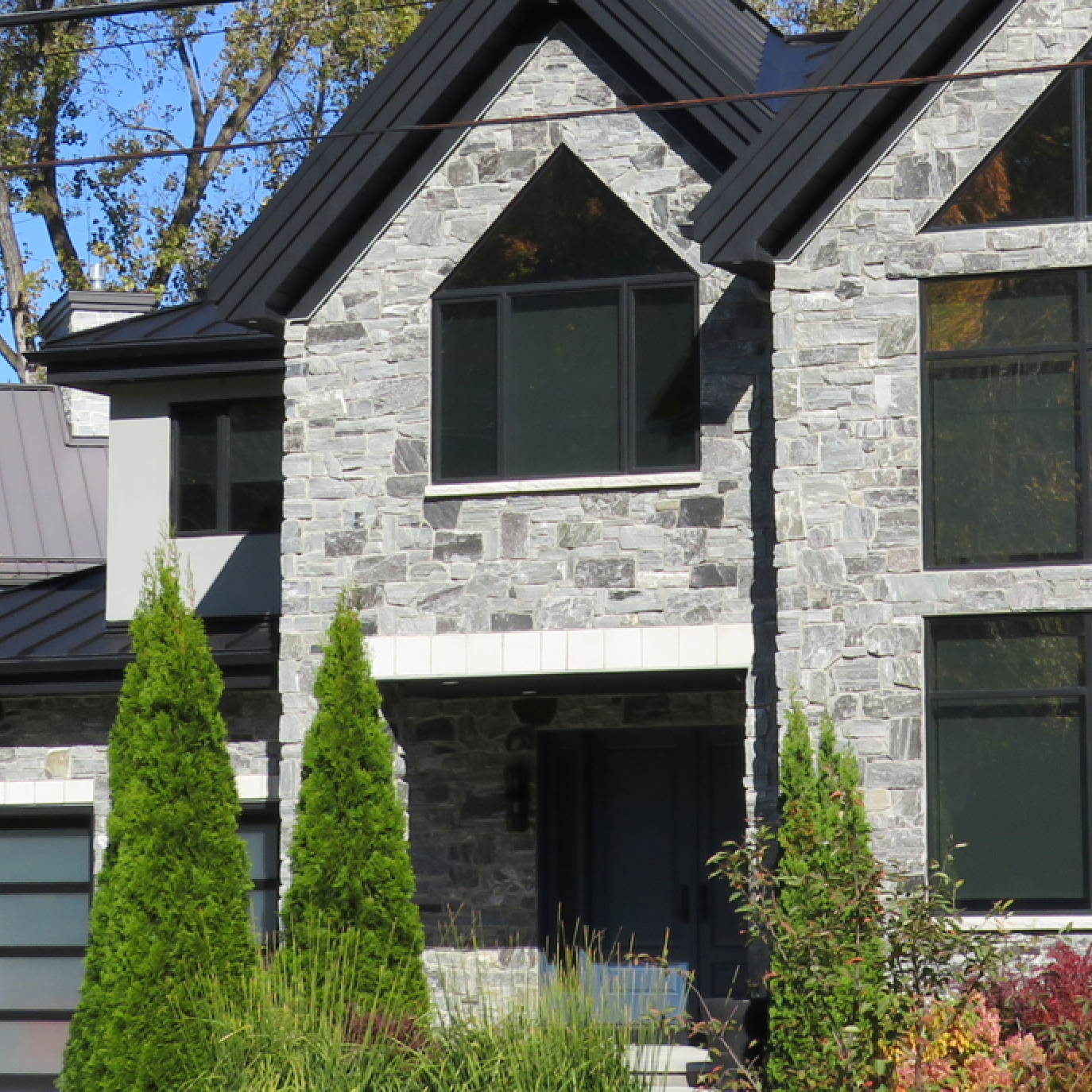 Elite Blue Granite Squared Thin Veneer - Corners