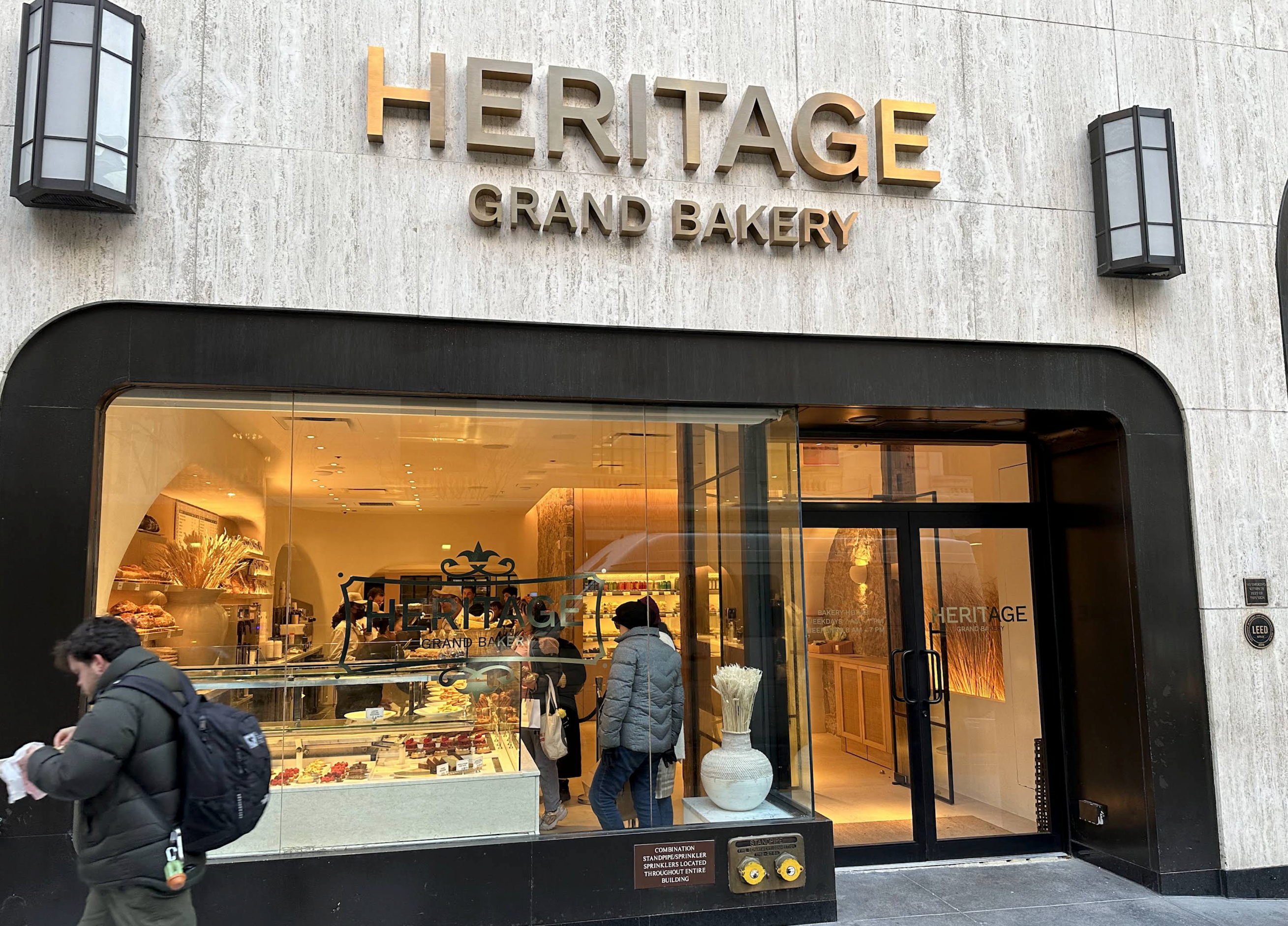 Harvest Gold Limestone - Tumbled Squared Thin Veneer - Corners