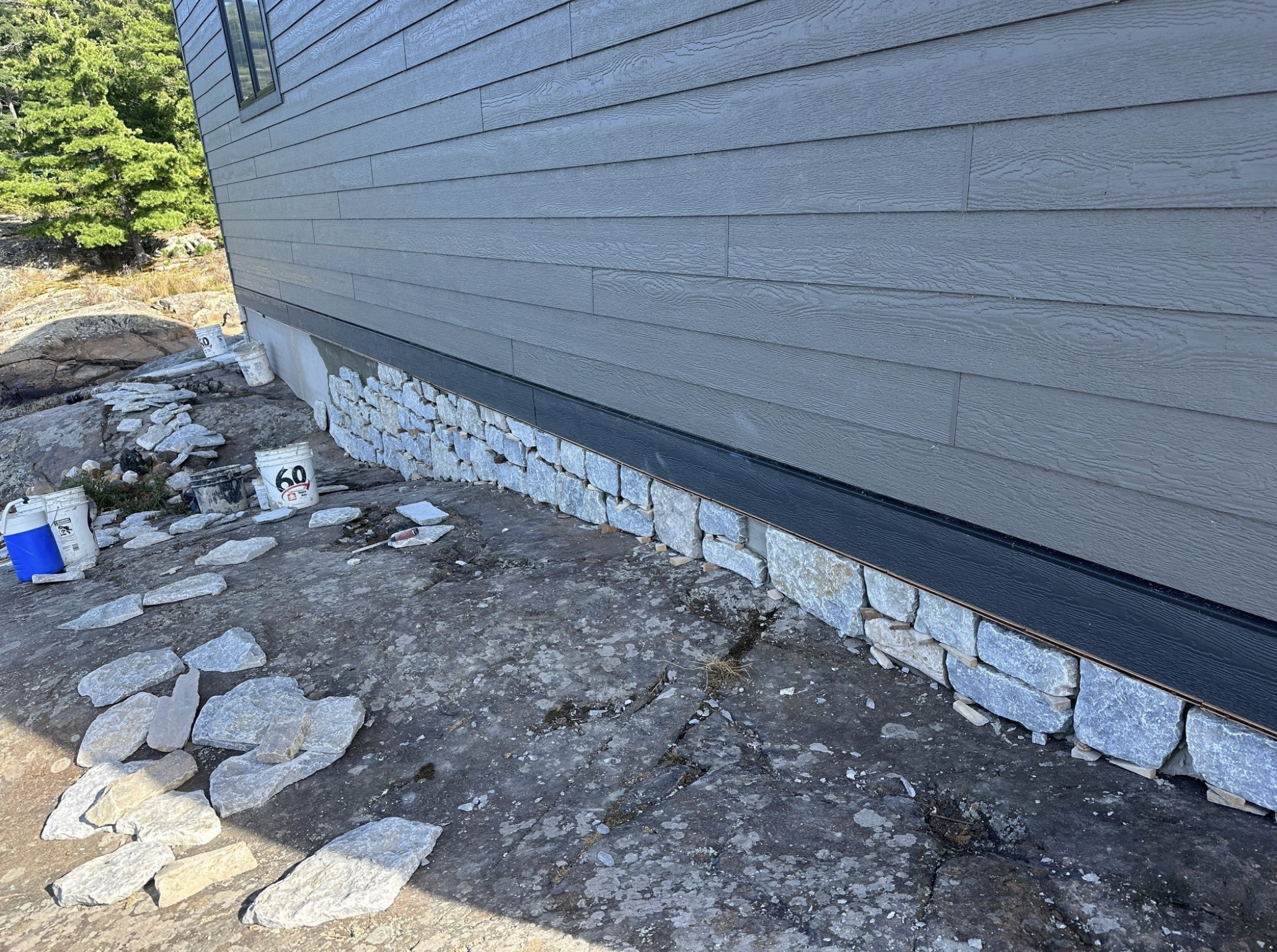 Dayton County Blend - Tumbled Weatheredge and Harvest Gold Limestone - Flats