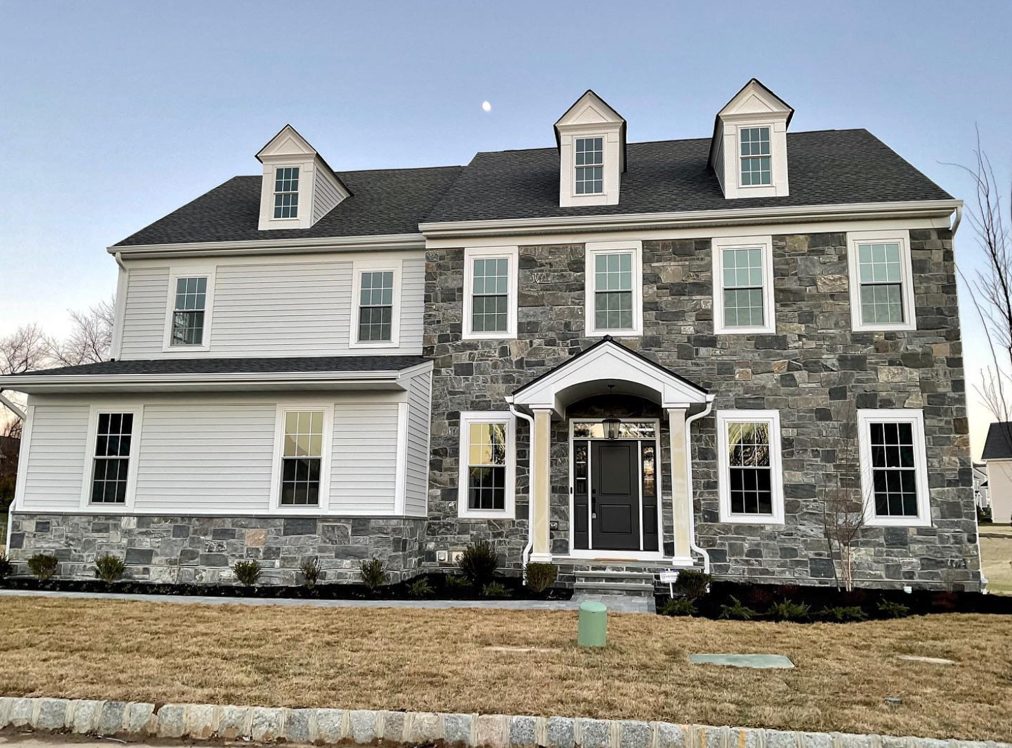 Cheltenham Blend Squares and Rectangles  - Thin Stone Veneer - Corners