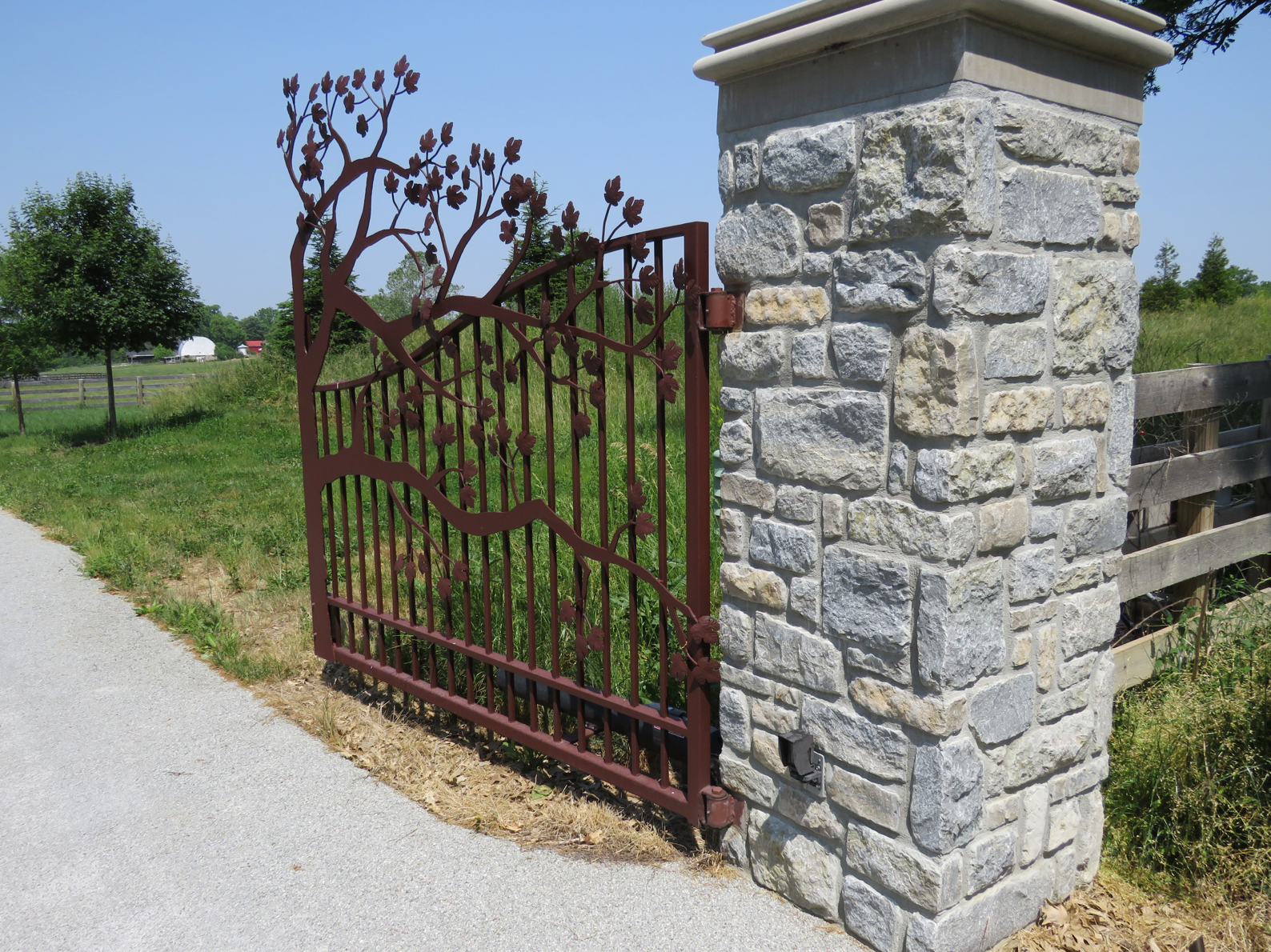 Dayton County Blend - Tumbled Weatheredge and Harvest Gold Limestone - Flats