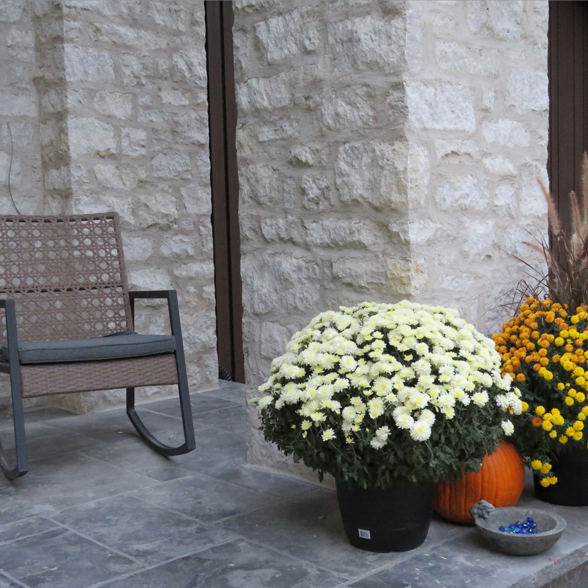 White Mist Ledgerock - Tumbled - Flats