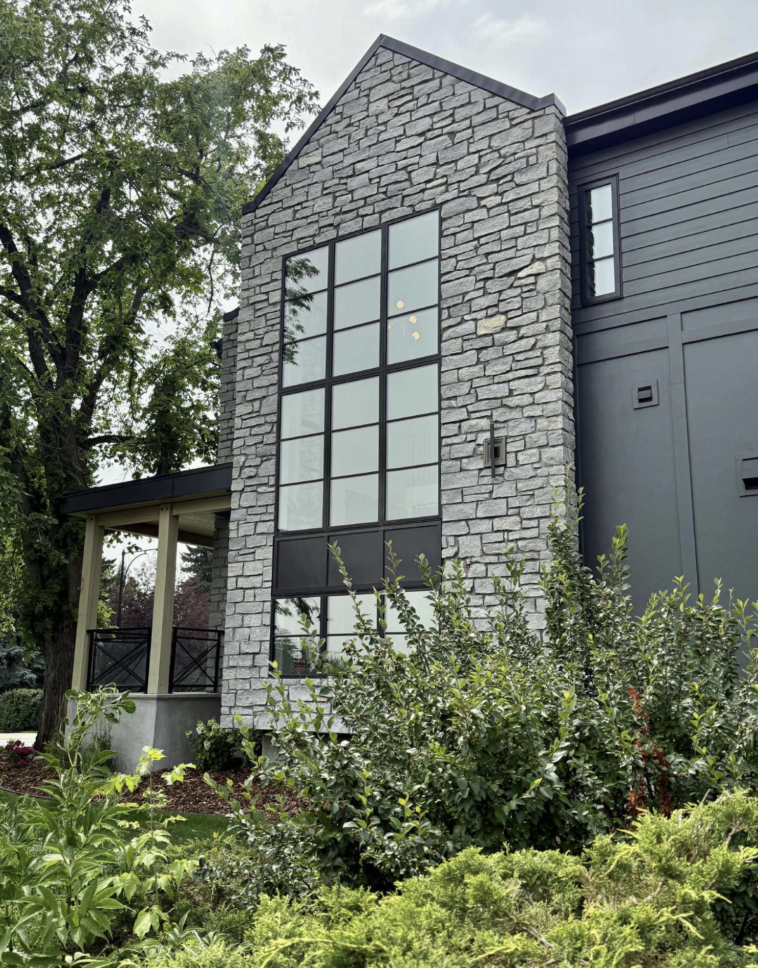 Weatheredge Limestone Ledgerock Thin Veneer - Corners