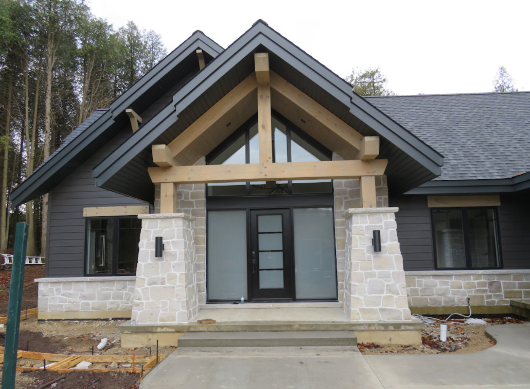 White Sandstone - Guillotined Squares & Recs - Thin Stone Veneer - Corners