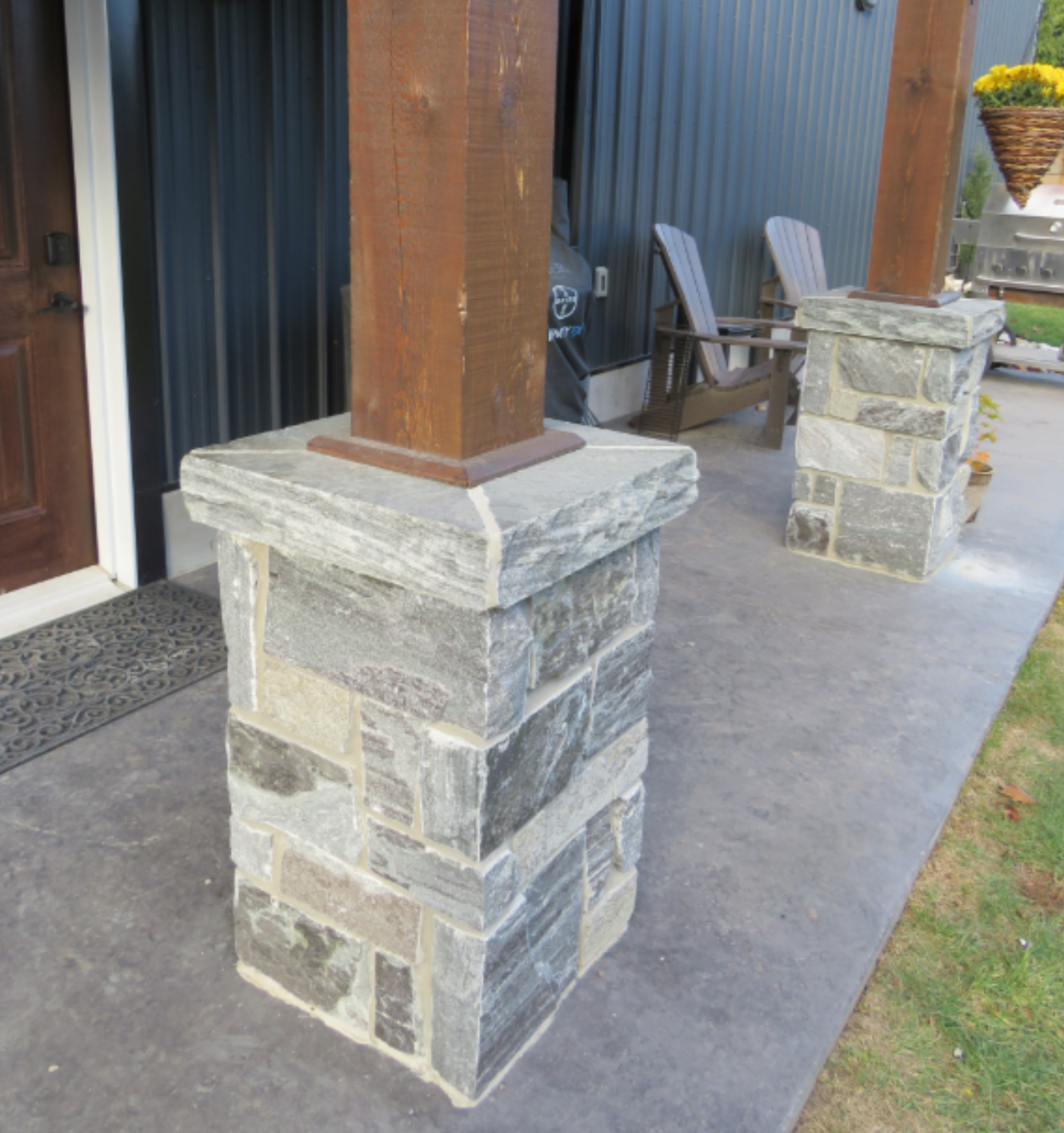 Elite Blue Granite Squared Thin Veneer - Corners
