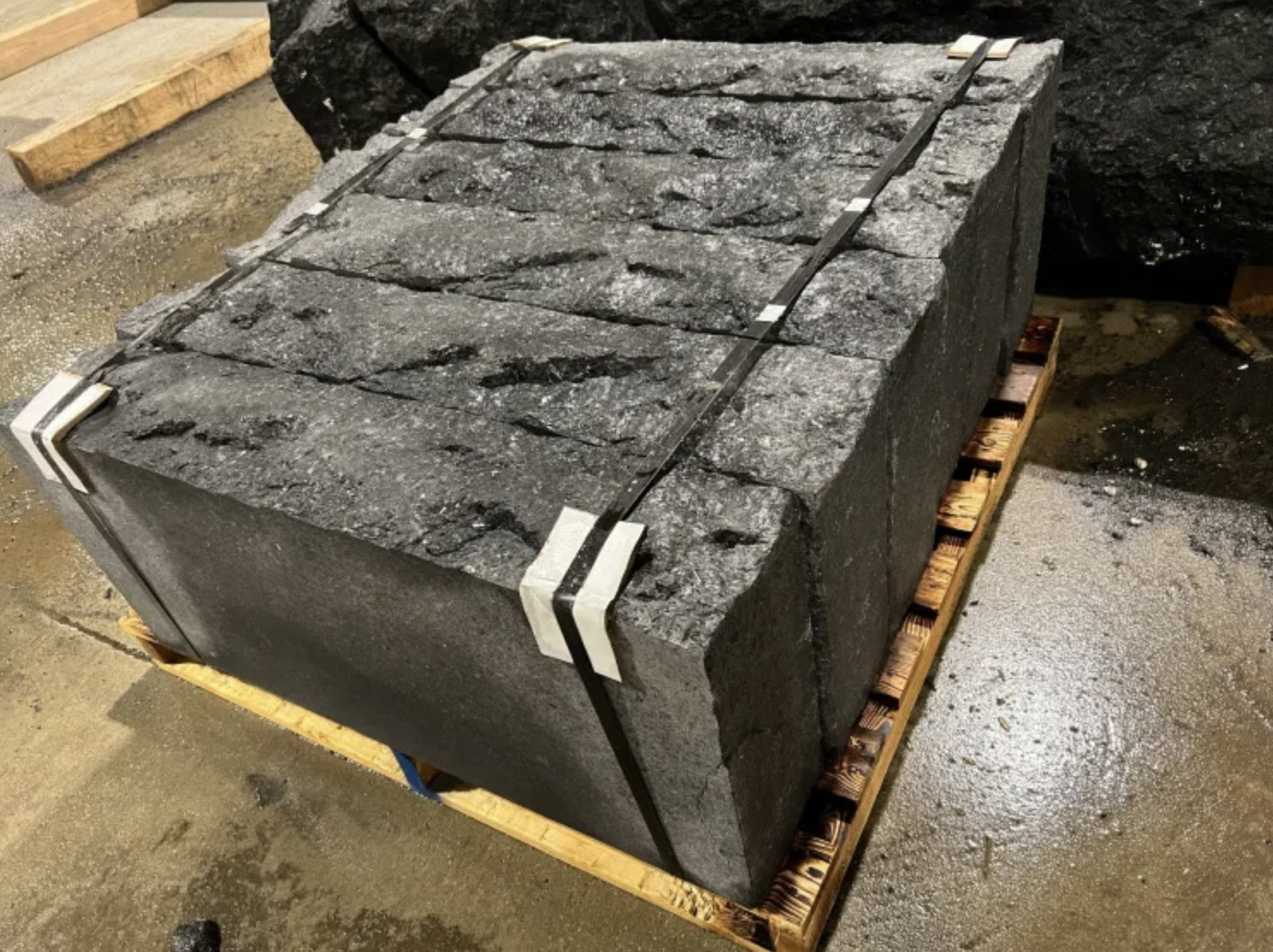 Sturgeon River Black Granite 8-inch step slabs packaged on pallet