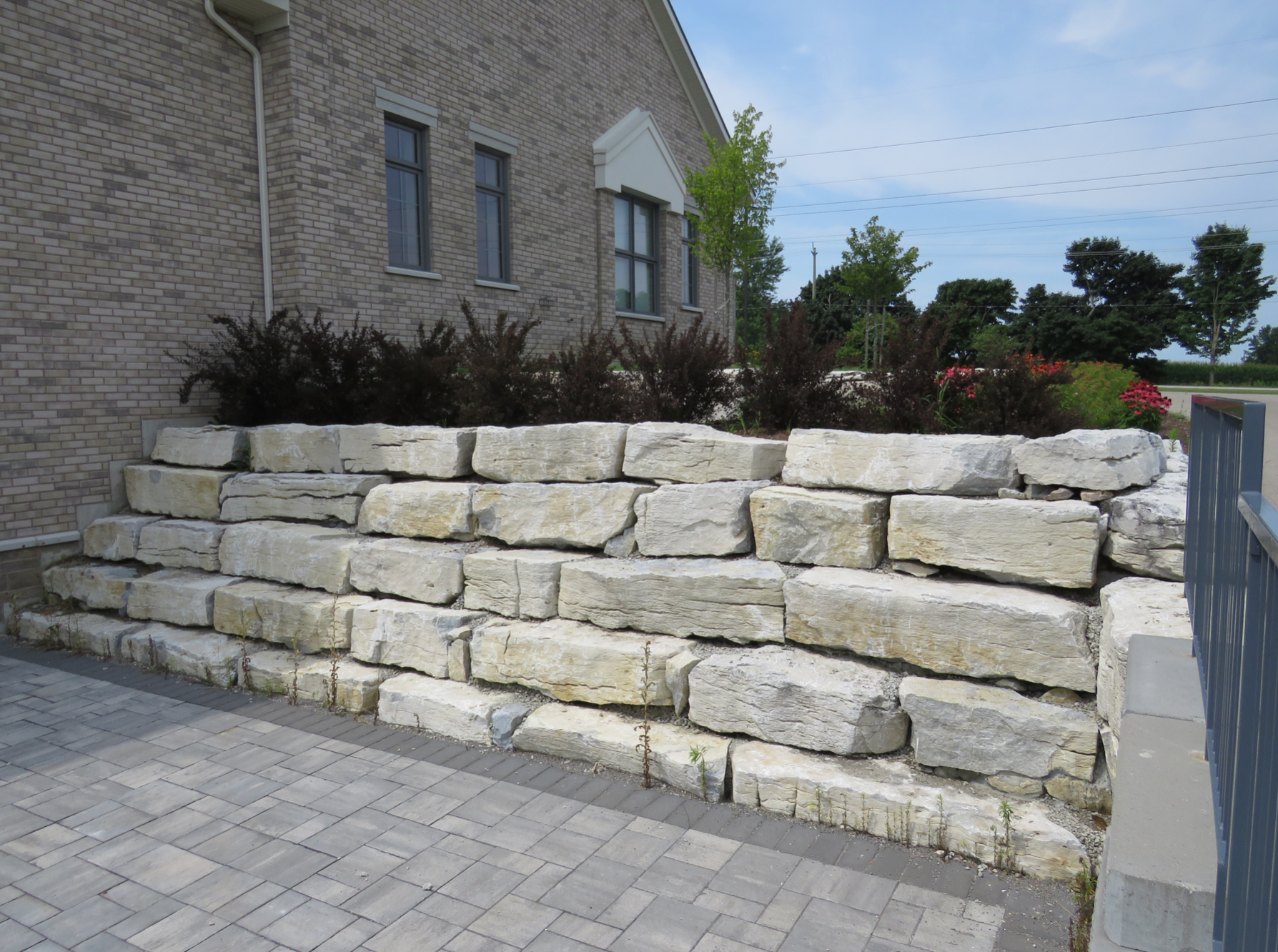 Armour Stone - Weathered Weatheredge Limestone - Extra Large