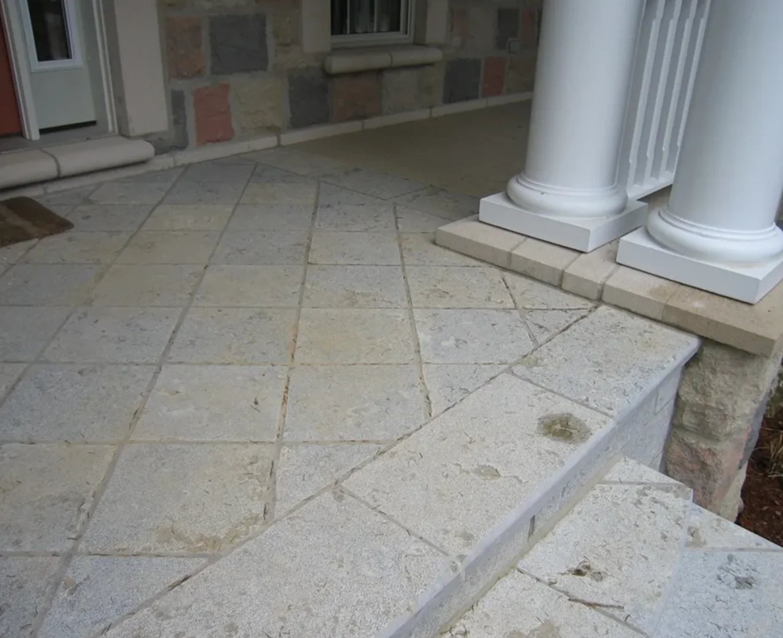 Weatheredge Limestone Flagstone, Squared/Dimensional Cut, Textured Surface