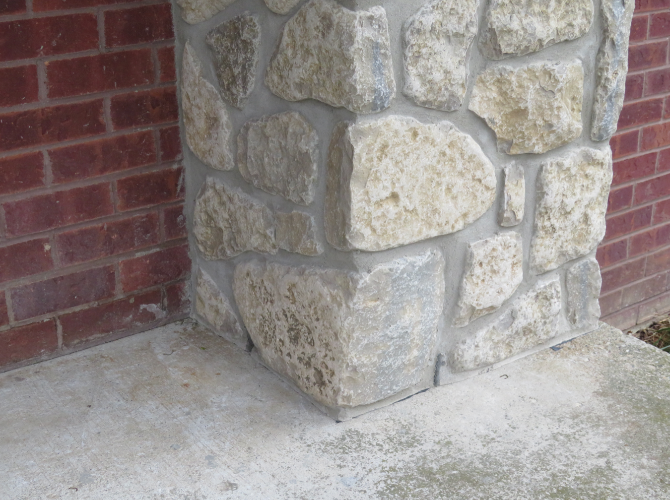 Harvest Gold Limestone Thin Veneer - Tumbled Random - Flats