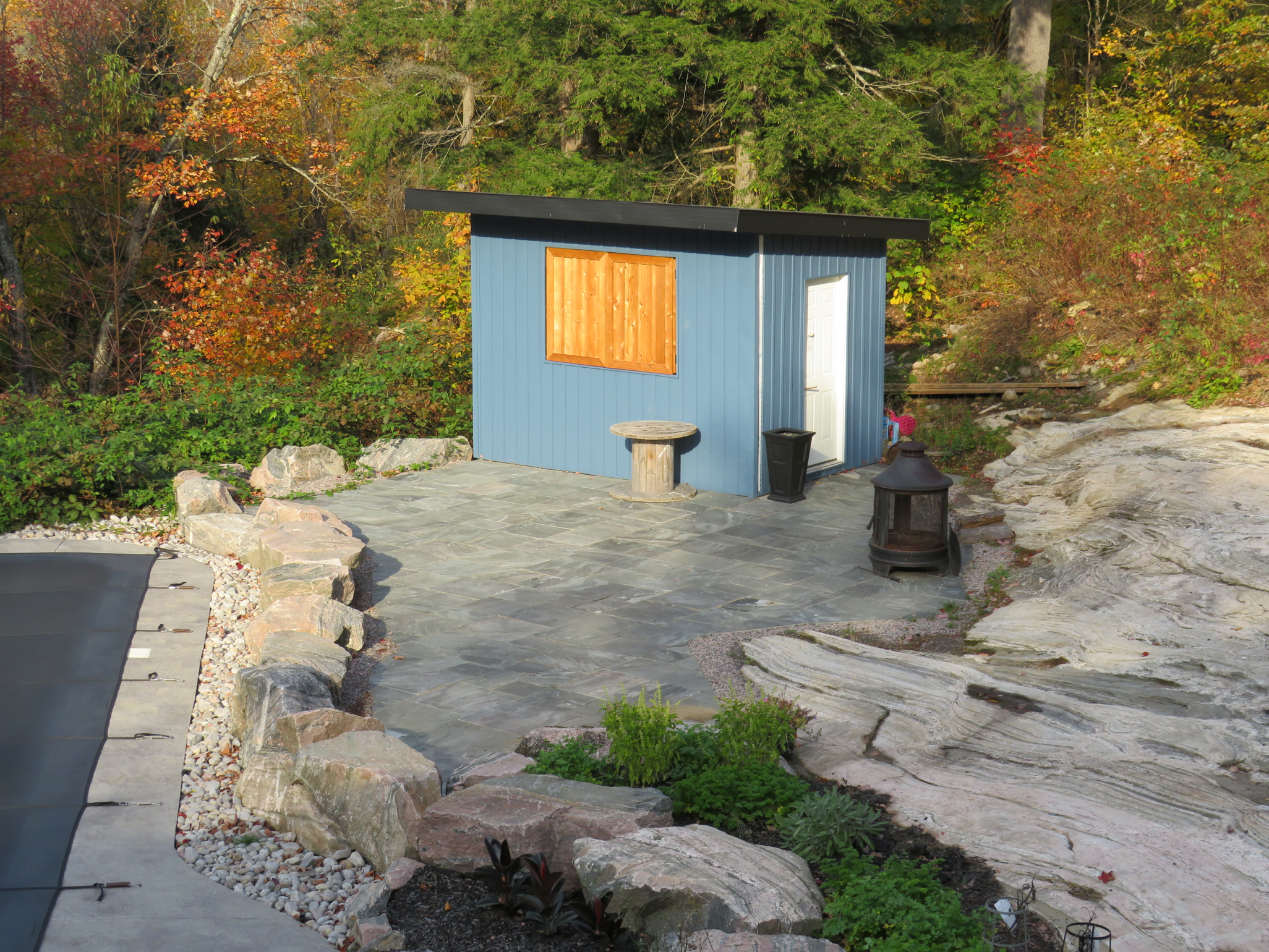 Elite Blue Granite Flagstone, Squared/Dimensional Cut