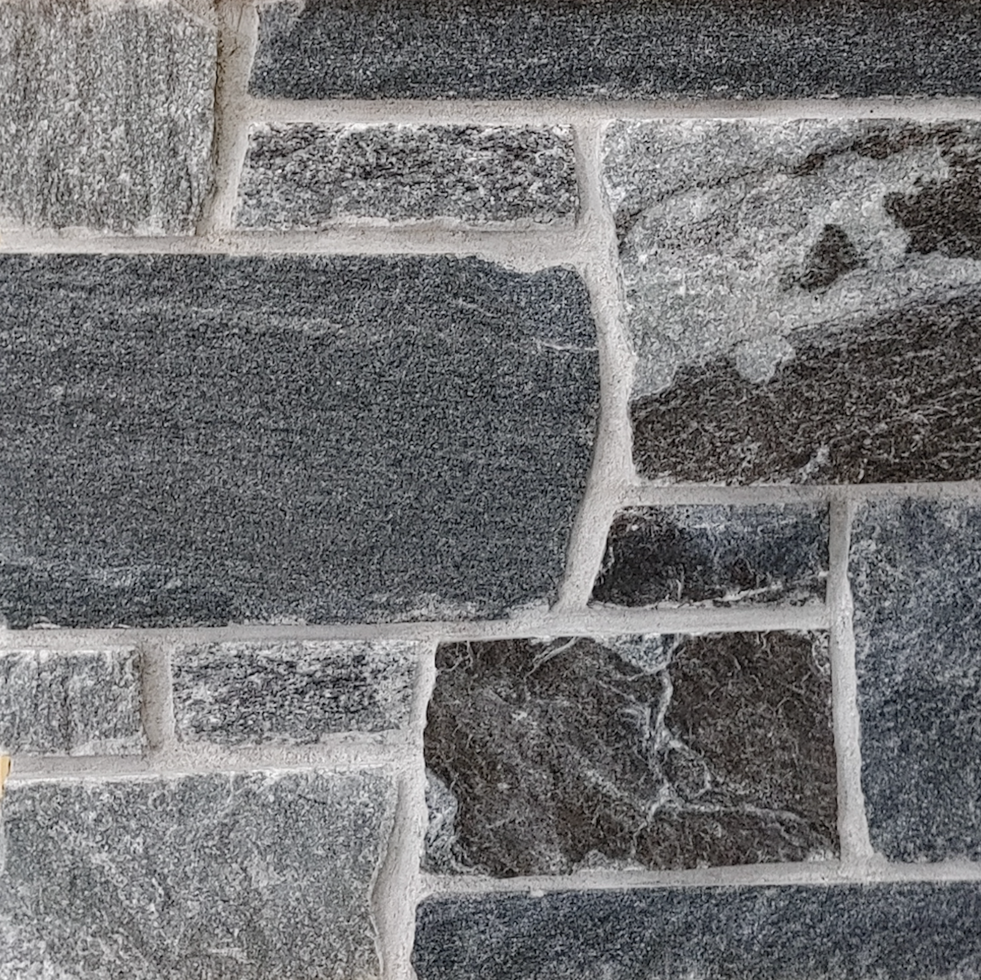 Cheltenham Blend Sawn Height - Thin Stone Veneer - Corners