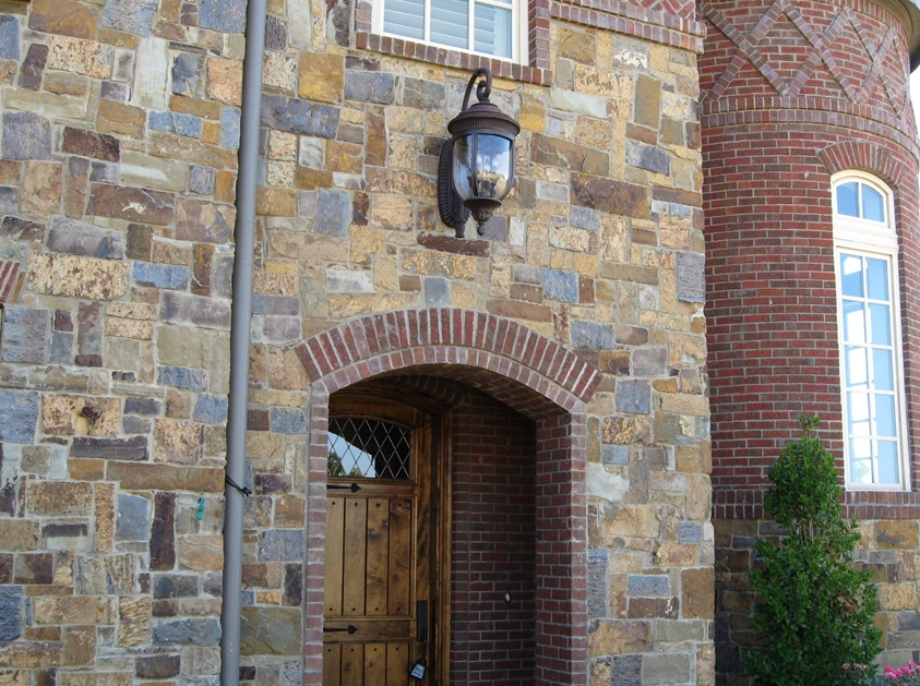 Earth Tone Sandstone Thin Veneer - Tumbled Brown & Blue - naturalstoneandbrickdepot-com