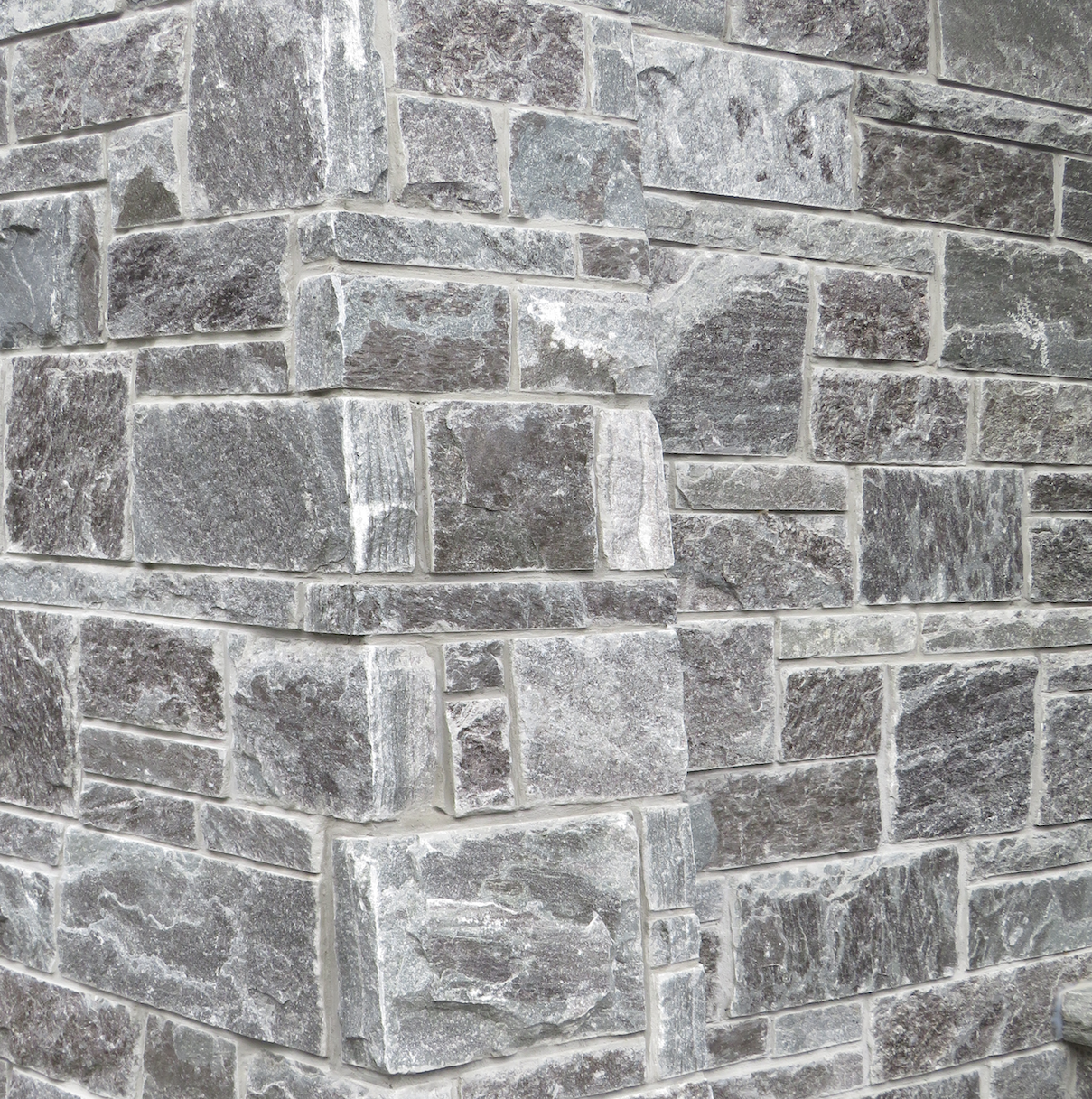 Elite Blue Granite Split Face Sawn Height - Full Bed Building Stone