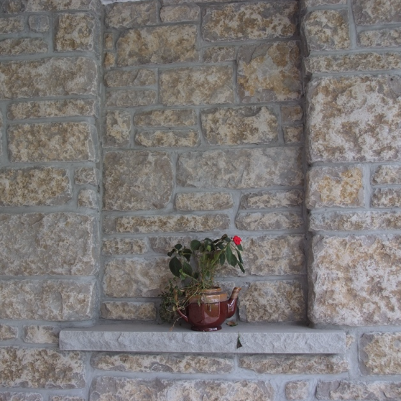 Harvest Gold Limestone Thin Veneer - Sawn Height Tumbled - Flats
