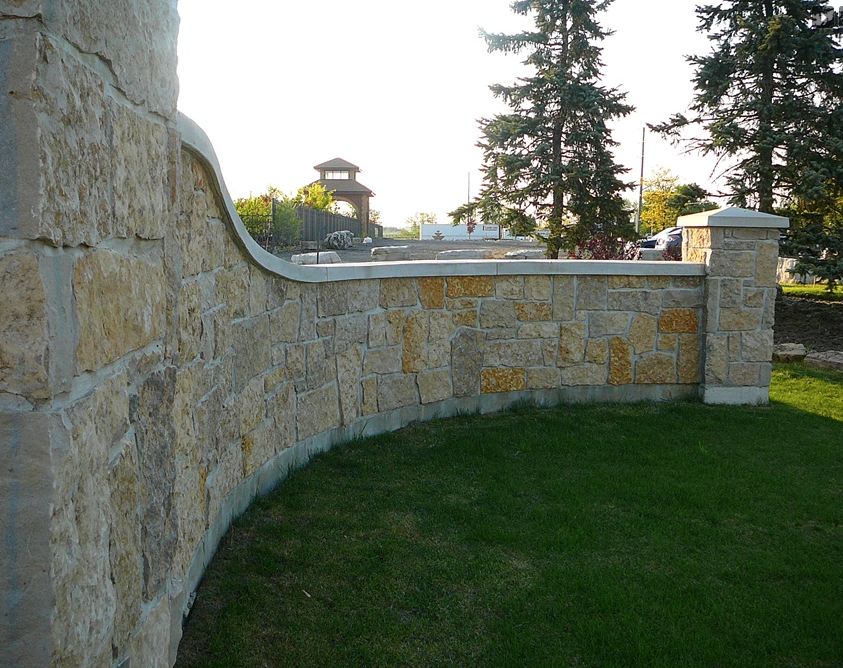 Harvest Gold Limestone Thin Veneer - Squared - Corners
