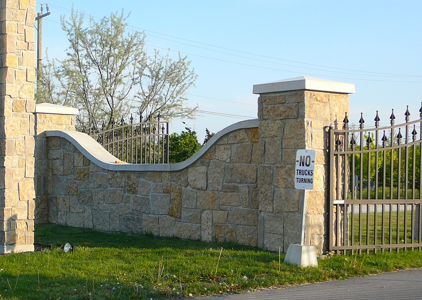 Harvest Gold Limestone Thin Veneer - Squared - Corners