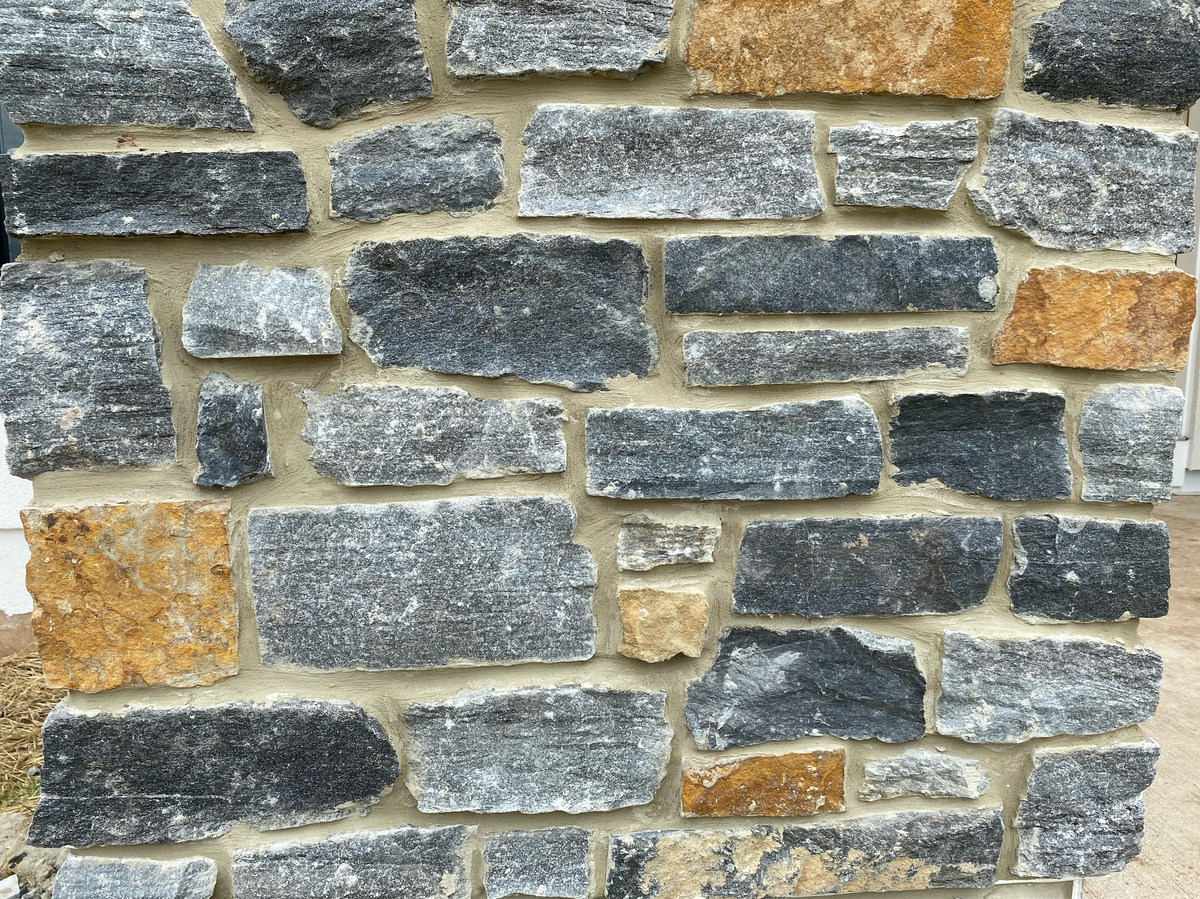 Cheltenham Blend Ledgerock with Brown Accent Sandstone - Thin Stone Ve