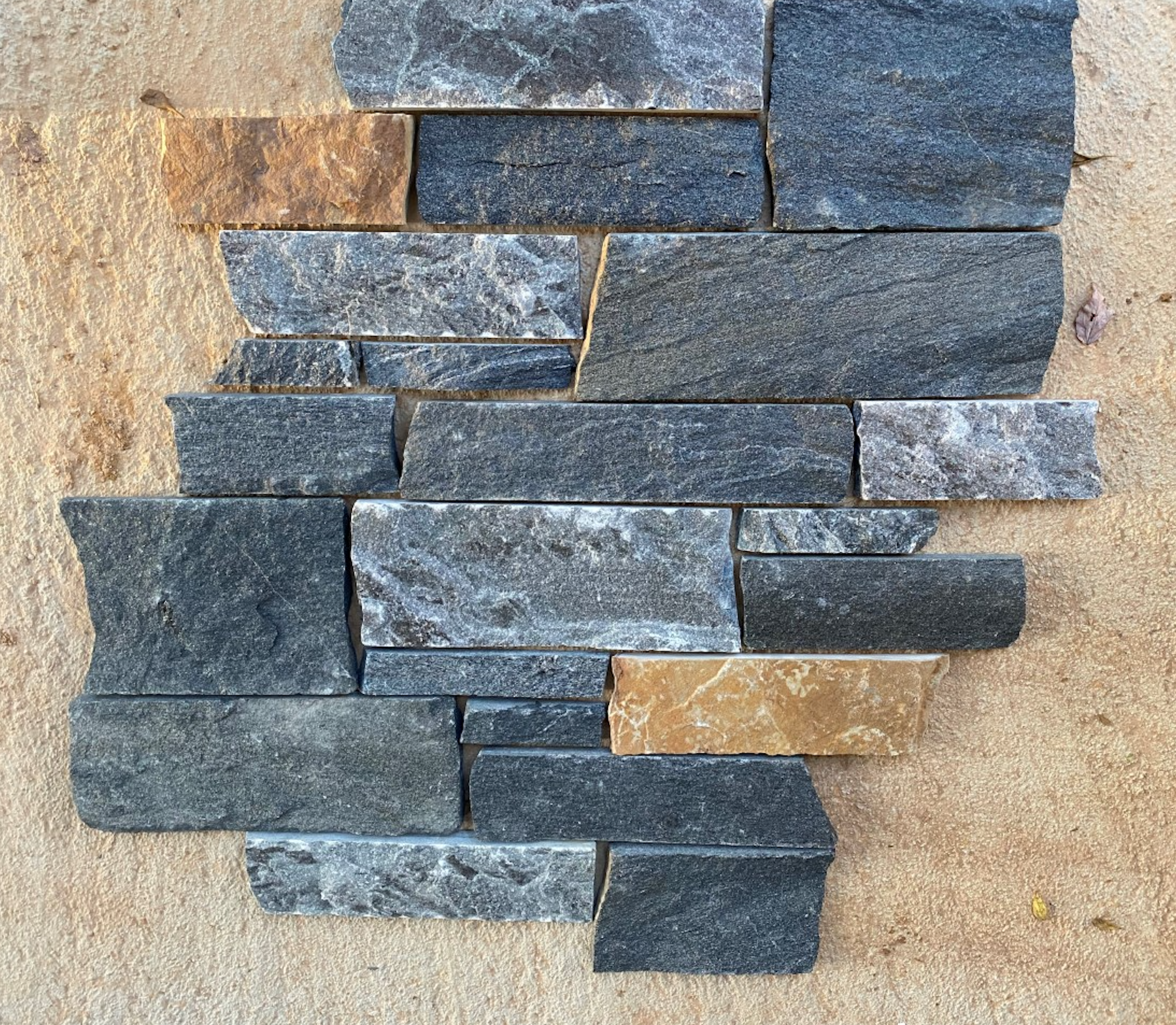 Midnight Black with Brown Accent - Sawn Height Thin Stone Veneer - Flats