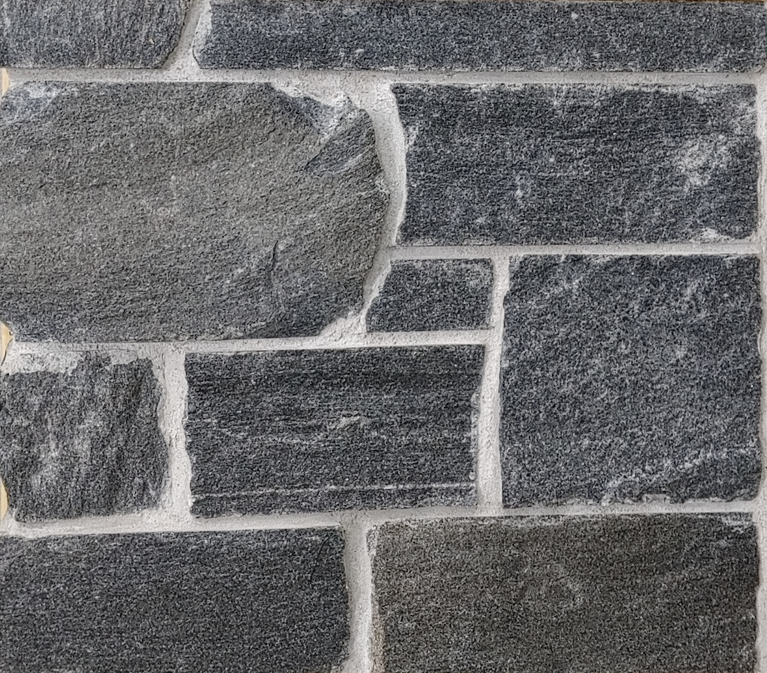 Midnight Black Sawn Height - Thin Stone Veneer - Corners