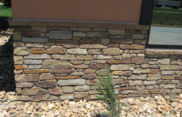 Peterborough Fence Wall - Earth Tone Blend - Full Bed Building Stone