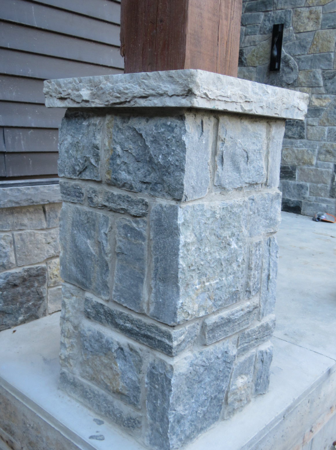 Timothy's Mountain Blend Thin Stone Veneer - Flats