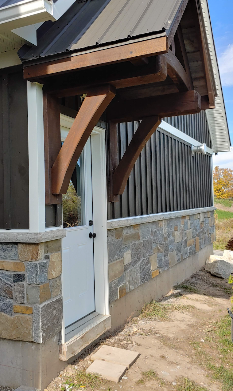 Jake & Cheryl's Custom Blend - Thin Stone Veneer - Corners