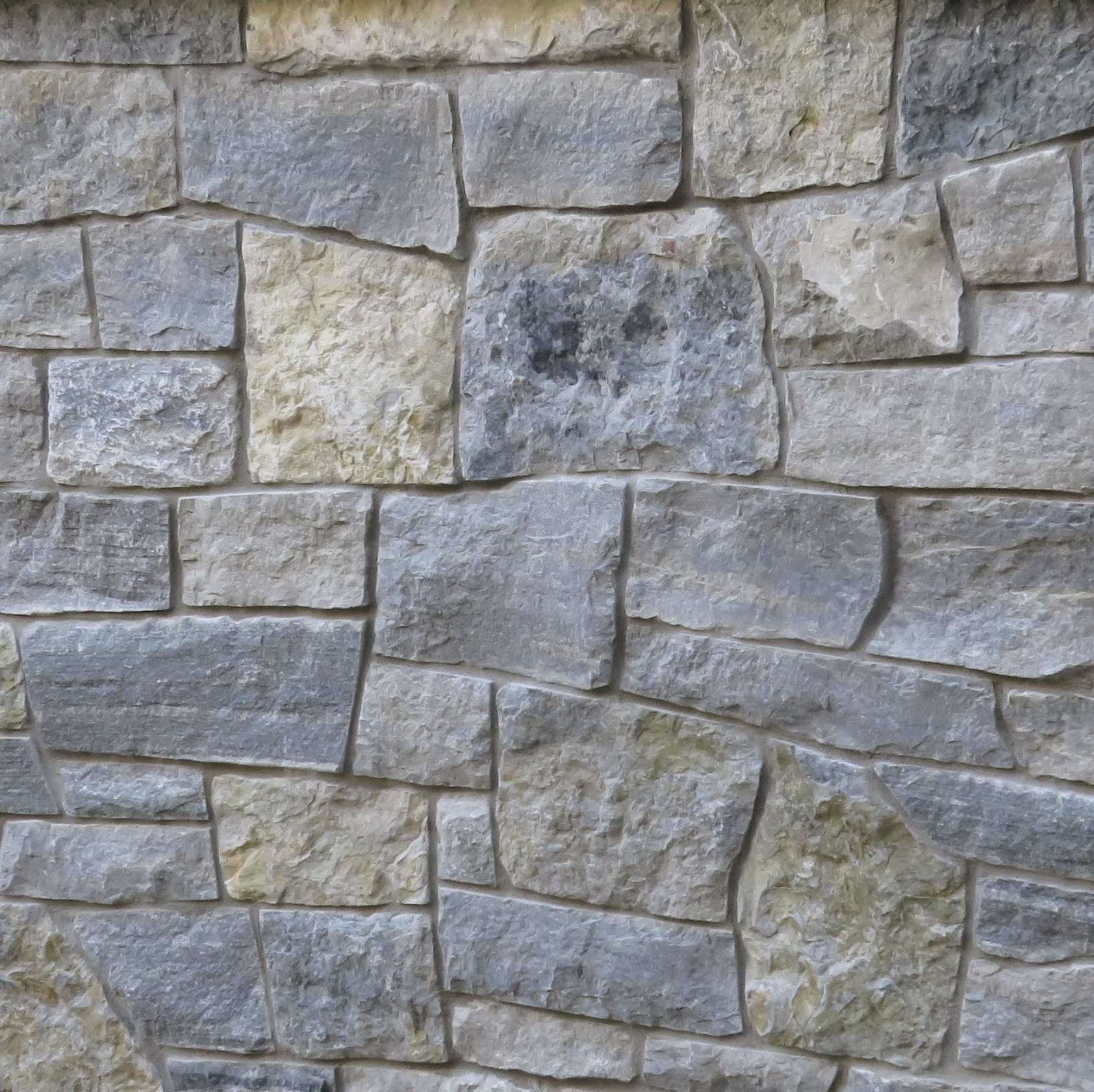 Timothy's Mountain Blend Thin Stone Veneer - Corners