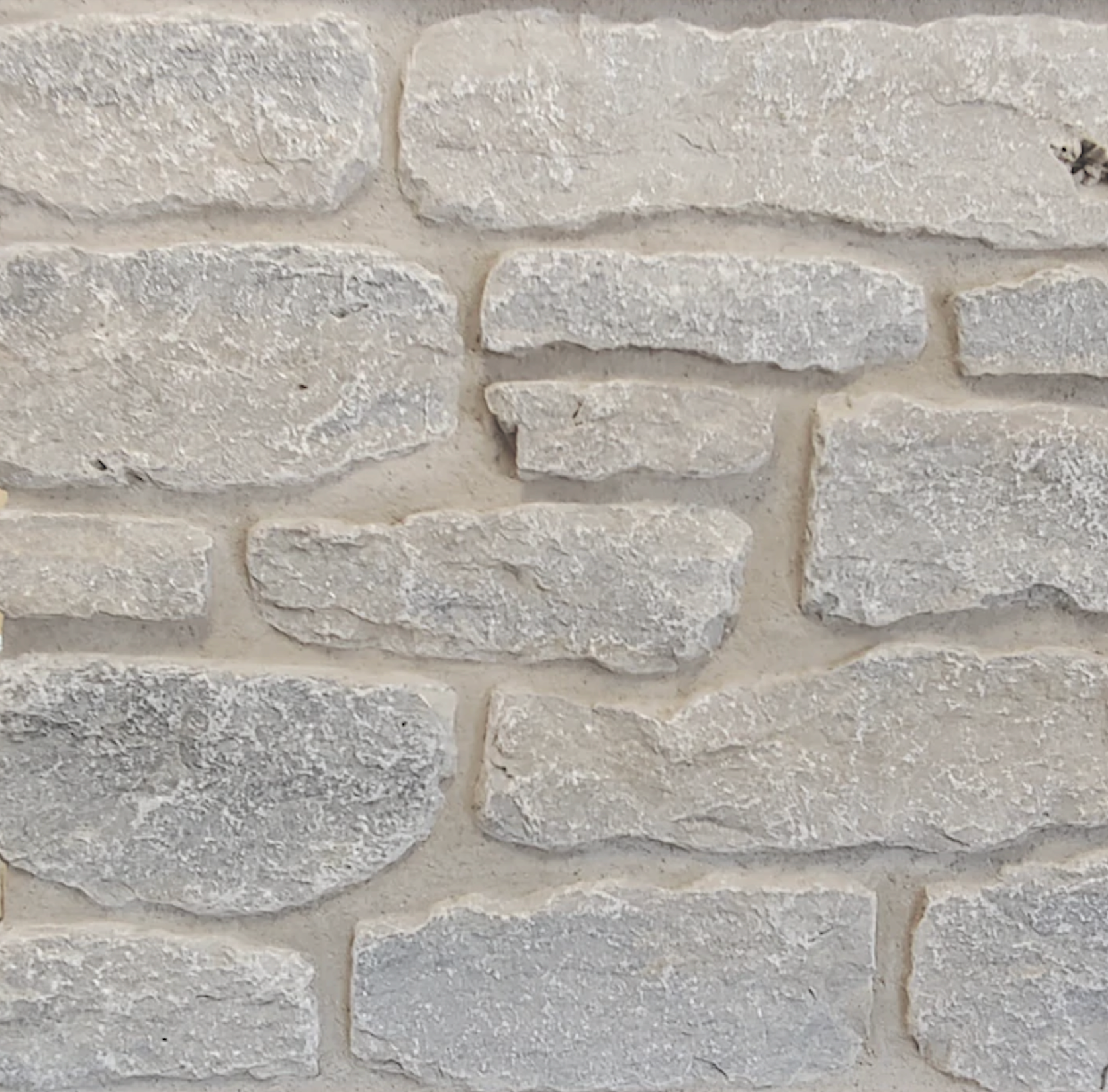 Weatheredge Limestone Ledgerock Thin Veneer - Tumbled - Corners