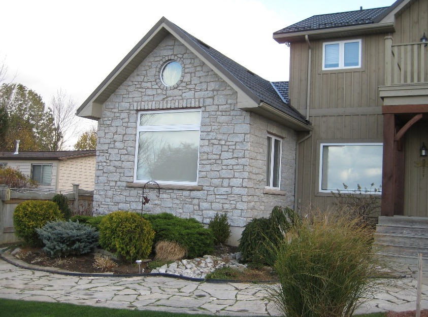 Weatheredge Limestone Ledgerock Splitface Tumbled - naturalstoneandbrickdepot-com